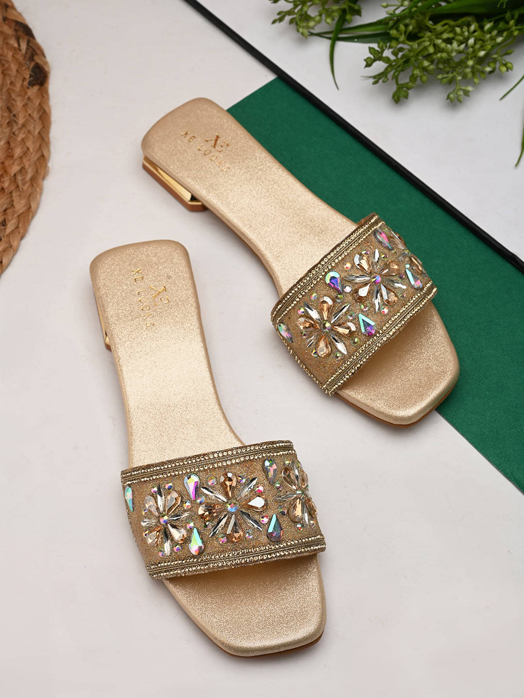     			XE Looks Gold Women's Flats