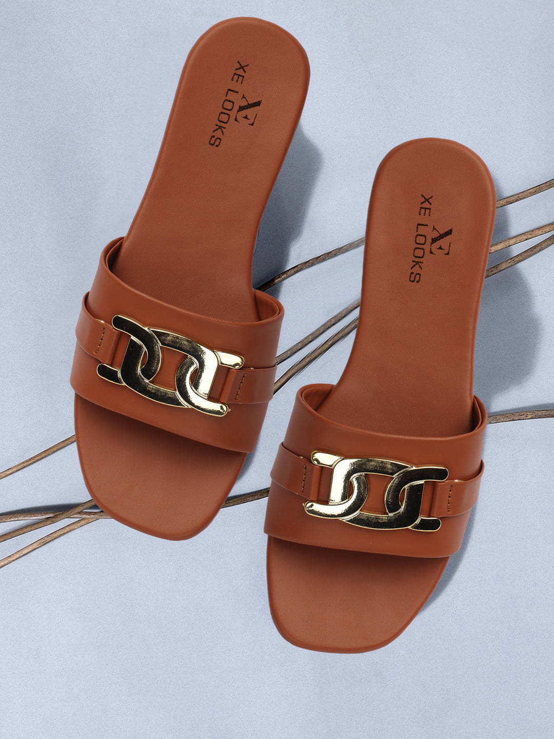 XE Looks Tan Women's Flats XE Looks Tan Women's Flats
