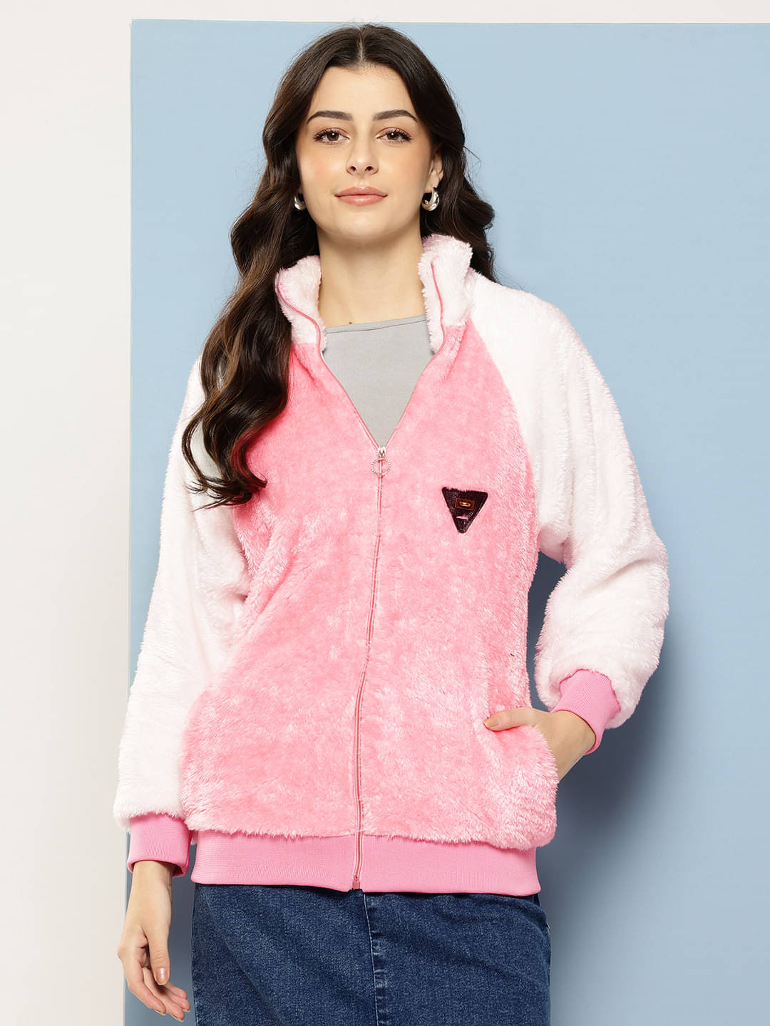     			Aarika - Polyester Pink Jackets