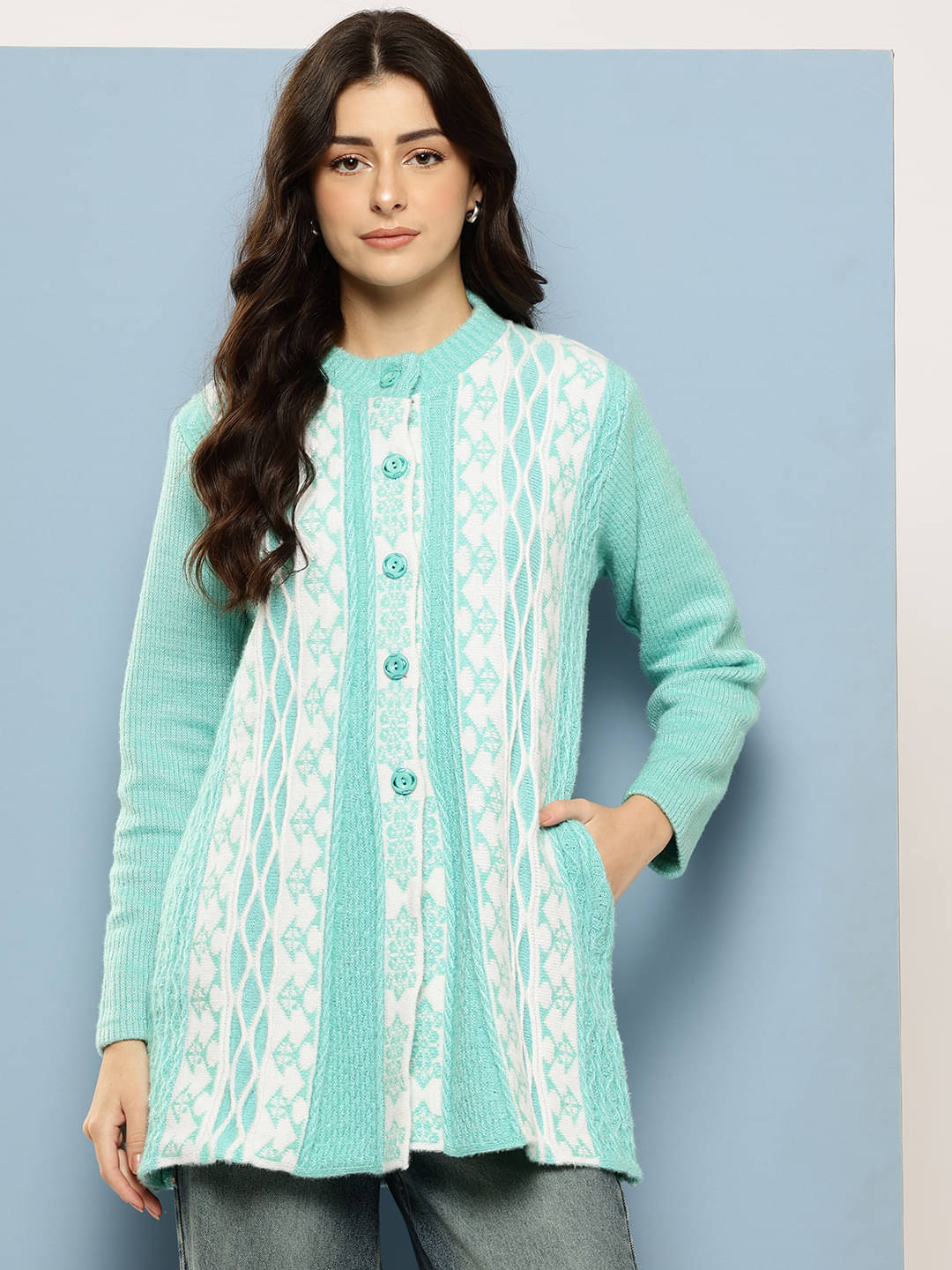     			Aarika Woollen Regular Collar Women's Buttoned Cardigans - Green ( Pack of 1 )