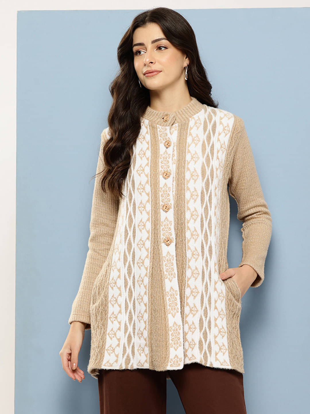 Aarika Woollen Regular Collar Women's Buttoned Cardigans - Beige ( Pack of 1 ) Aarika Woollen Regular Collar Women's Buttoned Cardigans - Beige ( Pack of 1 )