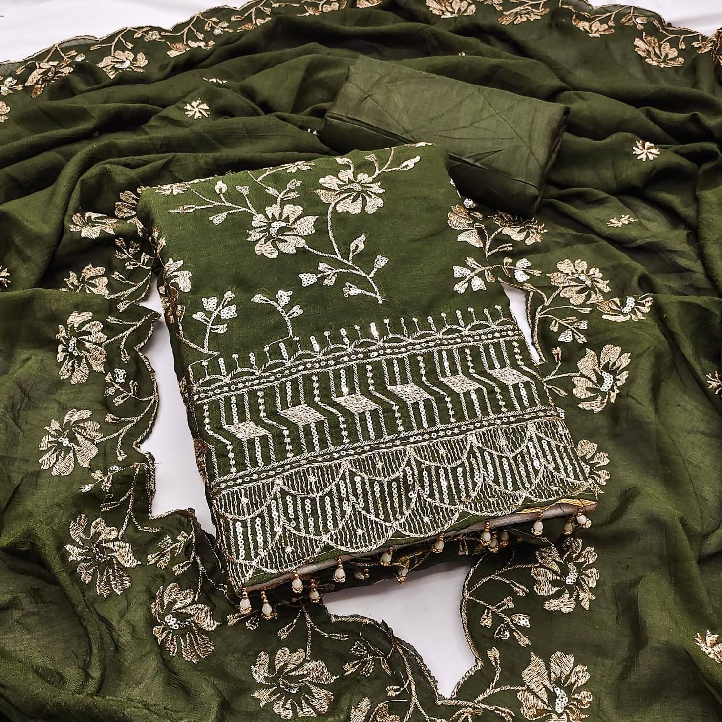     			PANZORA Women Silk Unstitched Dress Material ( Green )