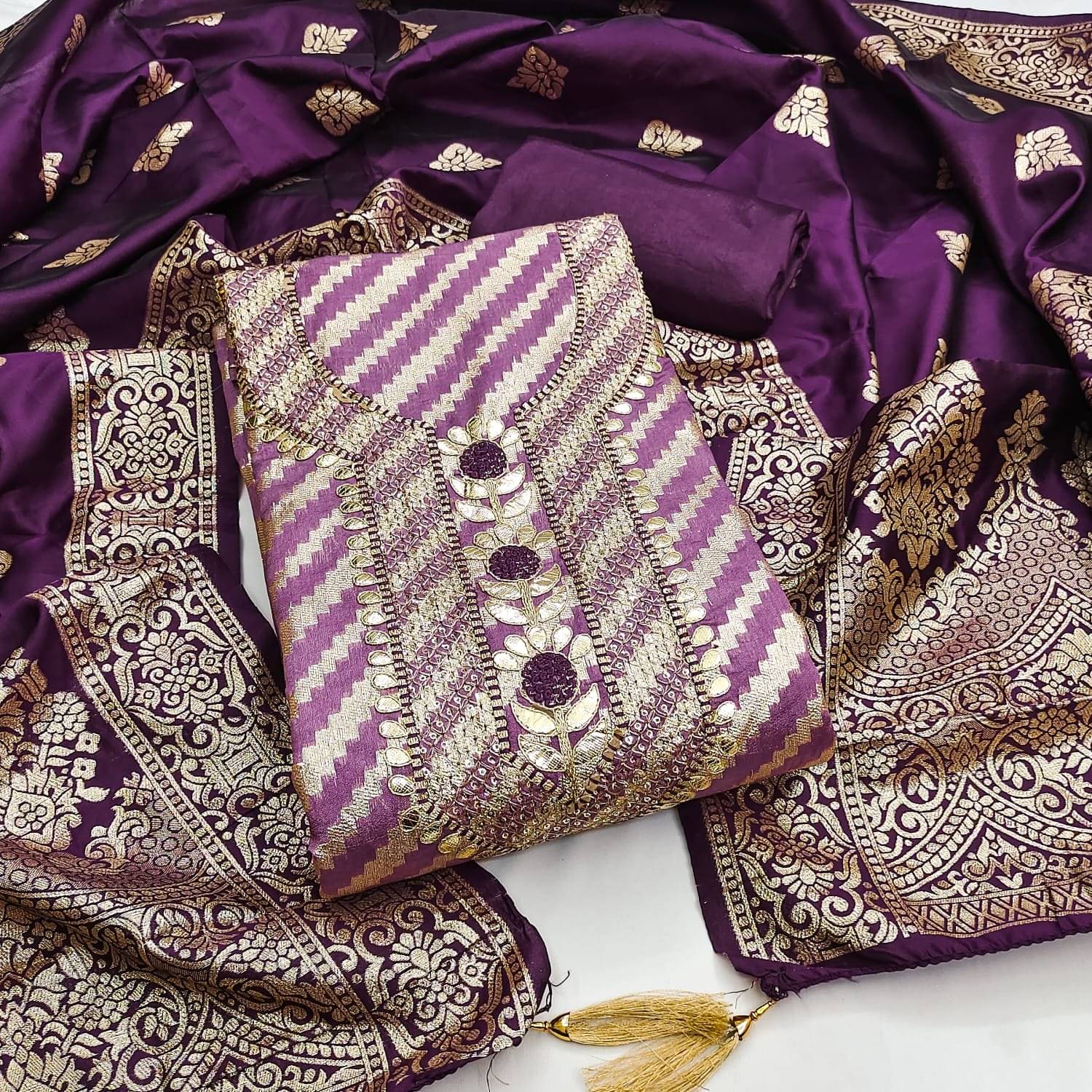     			Panbai sarees Women Shimmer Unstitched Dress Material ( Lavender )