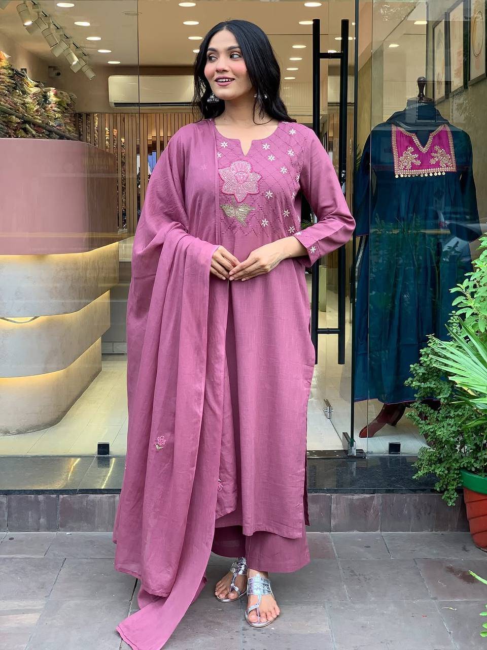 Vaidehi Fashion Women Cotton Embroidered Straight Kurti With Harems Pants ( Peach ) Vaidehi Fashion Women Cotton Embroidered Straight Kurti With Harems Pants ( Peach )