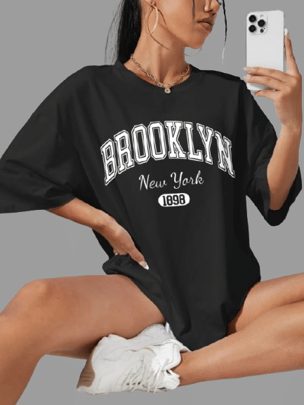 ELBATROSS Women Cotton Blend Printed Oversized Fit Round Neck T-Shirt ( Black )     			ELBATROSS Women Cotton Blend Printed Oversized Fit Round Neck T-Shirt ( Black )