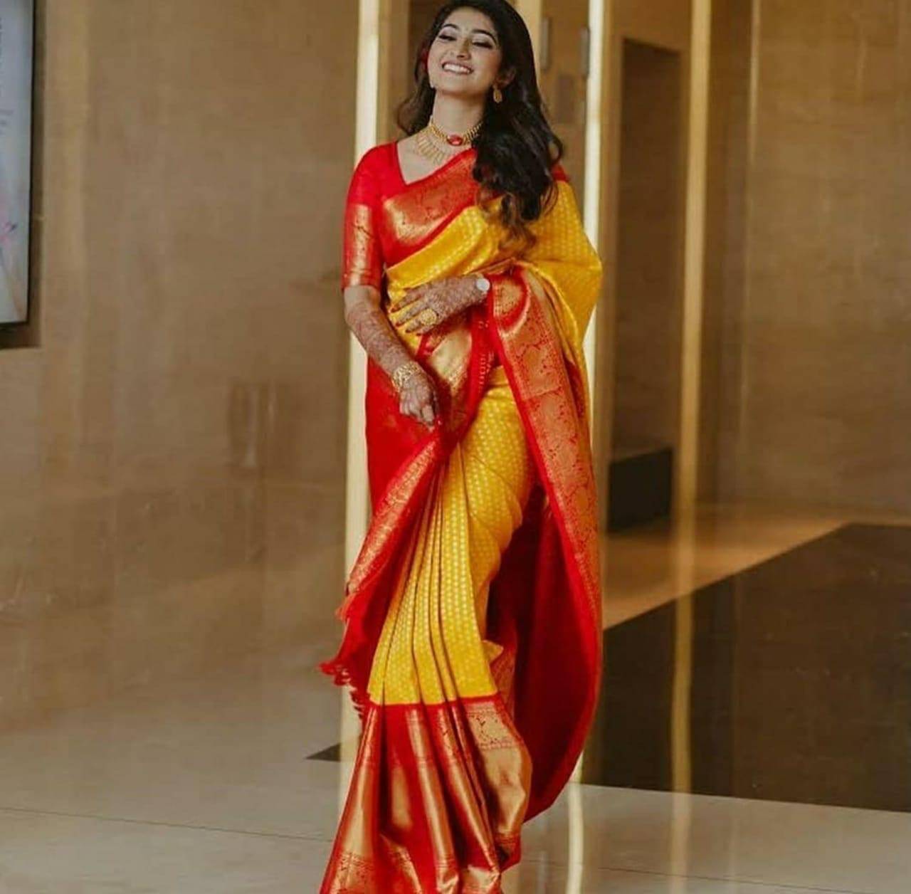 INDIAN SILKS Silk Blend Printed Banarasi saree With Unstitched Blouse Piece ( Mustard ) INDIAN SILKS Silk Blend Printed Banarasi saree With Unstitched Blouse Piece ( Mustard )
