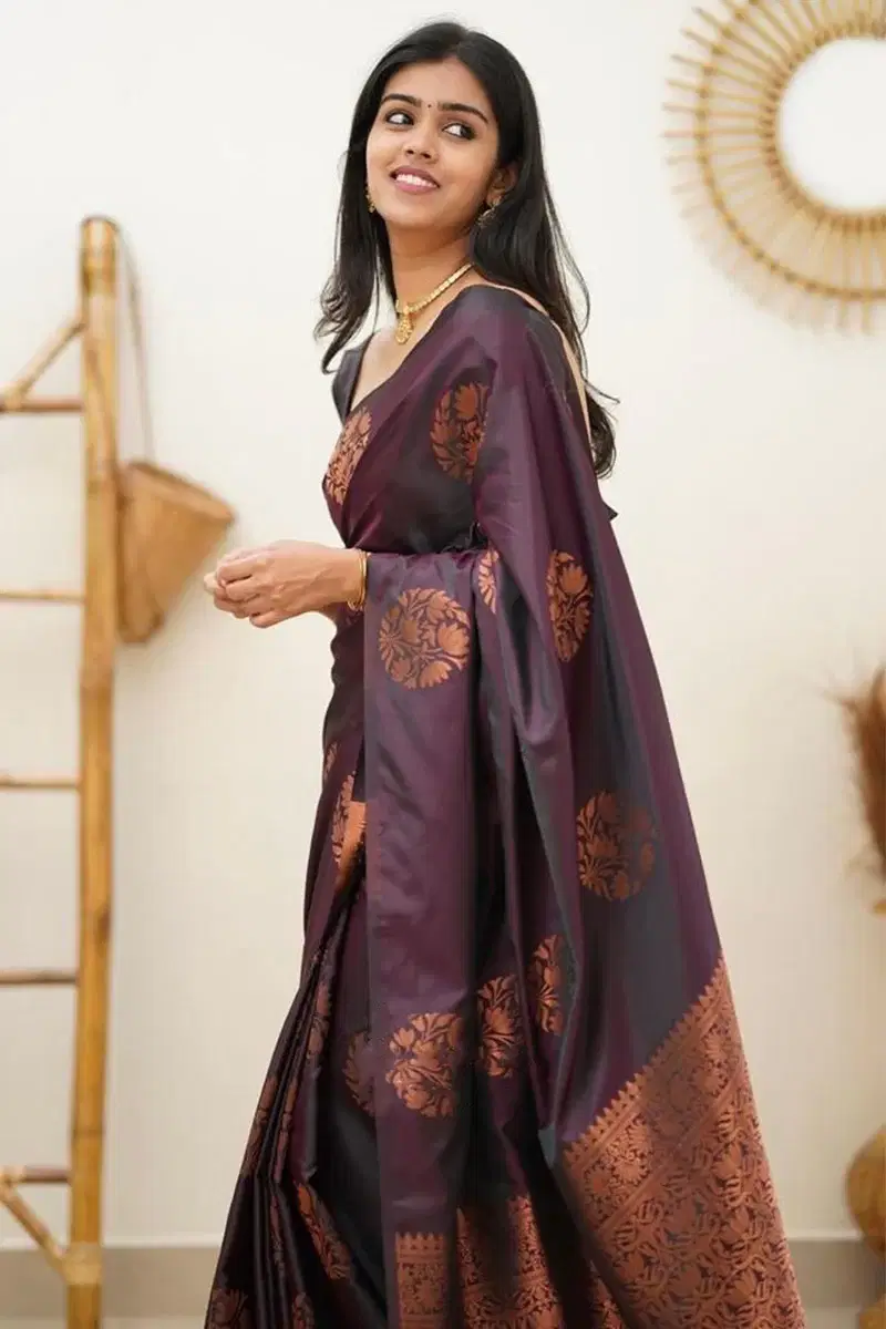     			INDIAN SILKS Silk Blend Printed Banarasi saree With Unstitched Blouse Piece ( Wine )