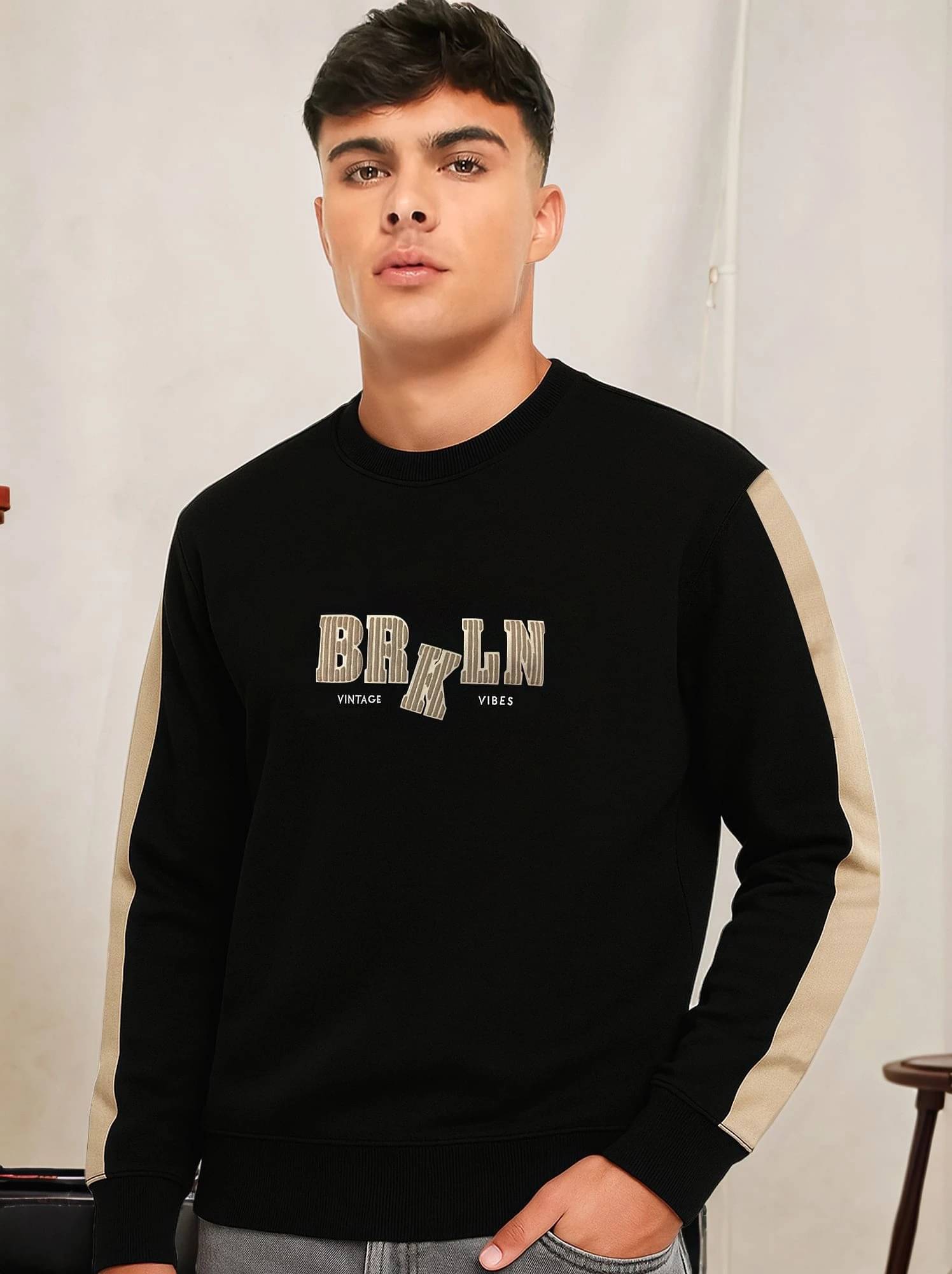     			JUMP CUTS Fleece Round Neck Men's Sweatshirt - Black ( Pack of 1 )