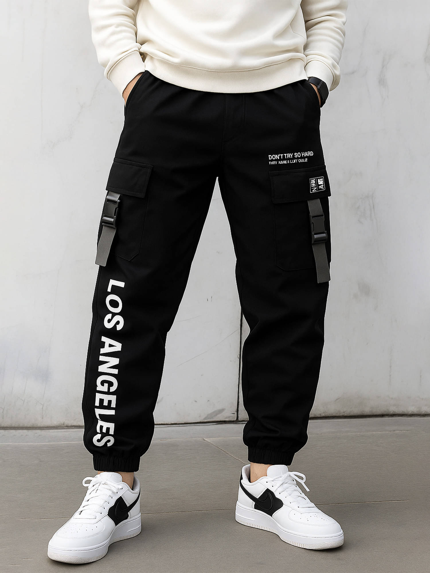     			JUMP CUTS Regular Flat Men's Cargos - Black ( Pack of 1 )