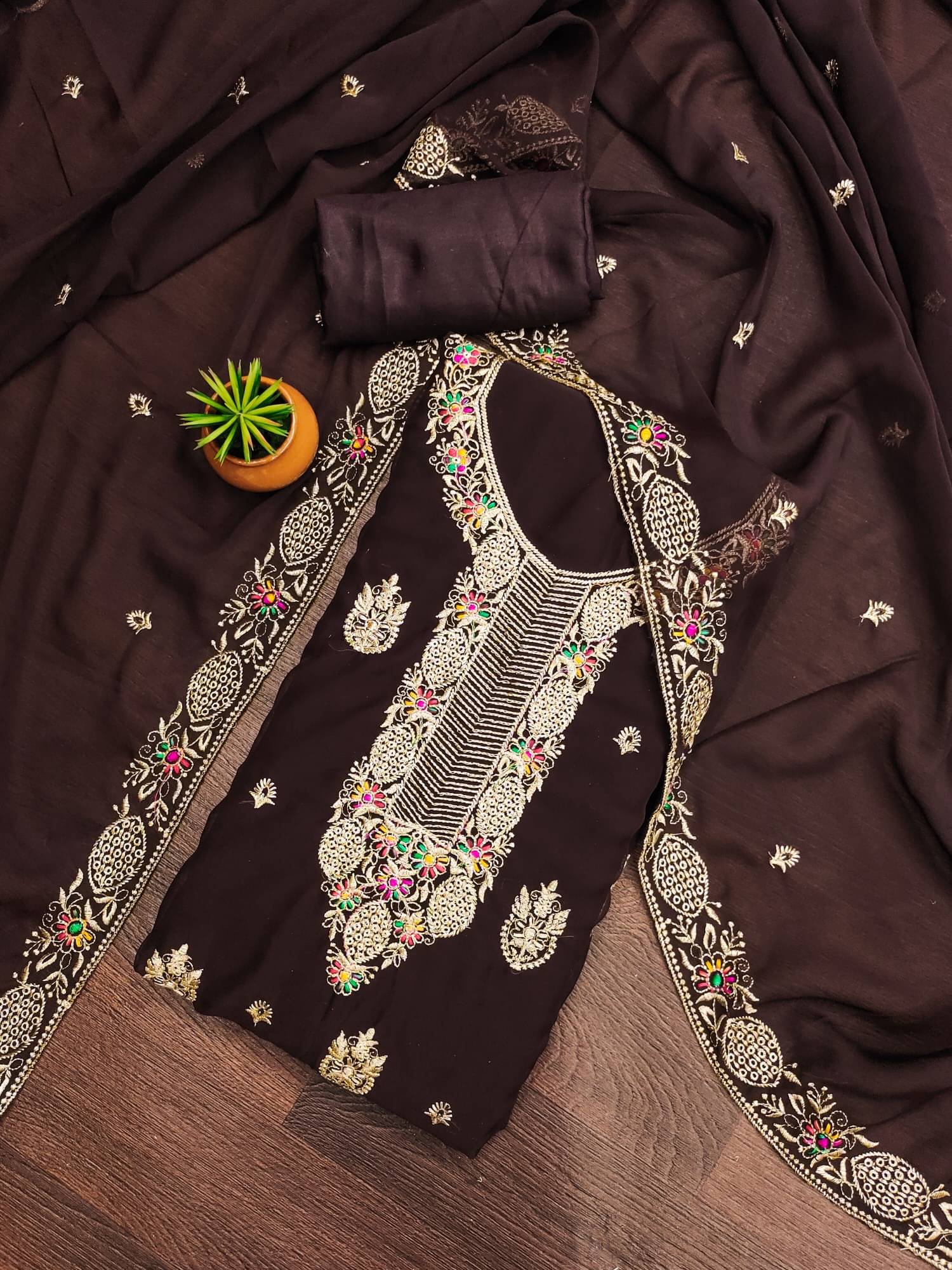 Panbai sarees Women Georgette Unstitched Dress Material ( Brown ) Panbai sarees Women Georgette Unstitched Dress Material ( Brown )