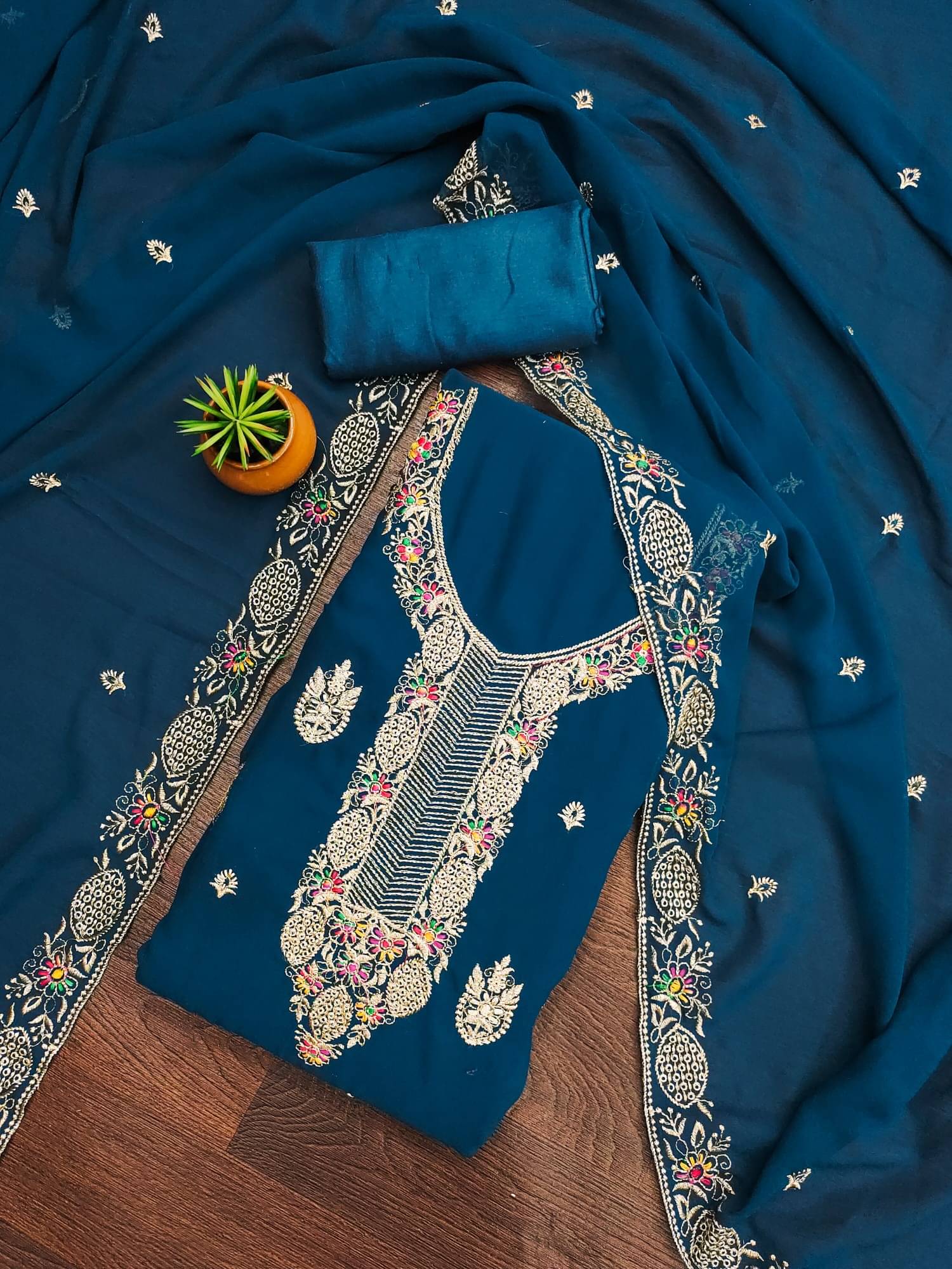 Panbai sarees Women Georgette Unstitched Dress Material ( Blue ) Panbai sarees Women Georgette Unstitched Dress Material ( Blue )