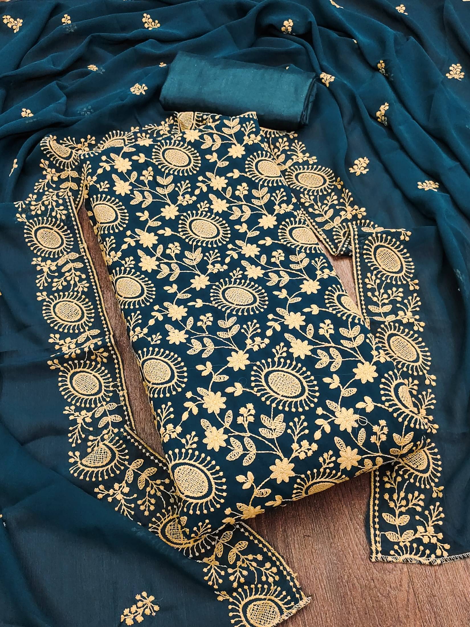 Panbai sarees Women Georgette Unstitched Dress Material ( Teal ) Panbai sarees Women Georgette Unstitched Dress Material ( Teal )