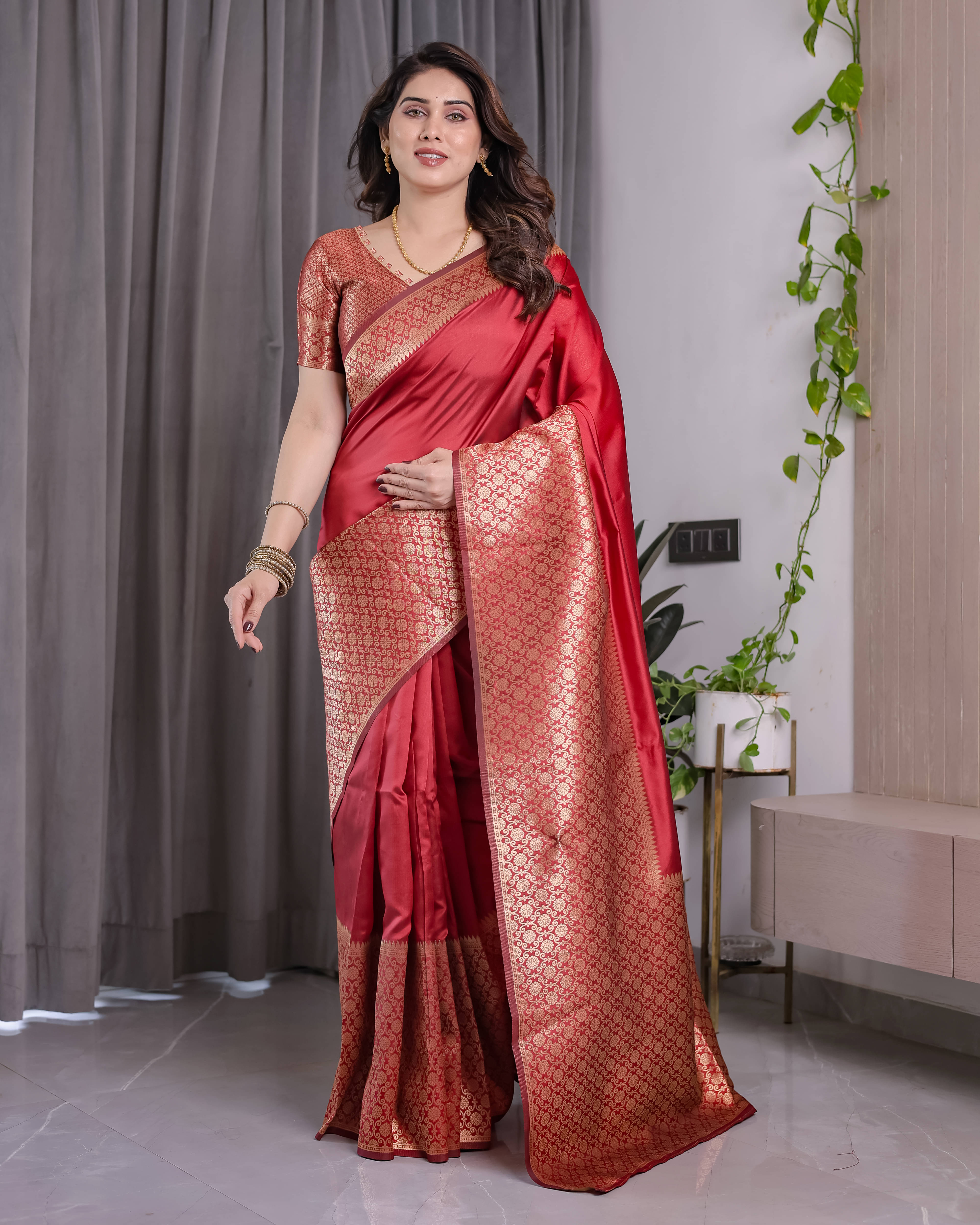     			THE PRIVATE LABLE Art Silk Printed Banarasi saree With Unstitched Blouse Piece ( Red )