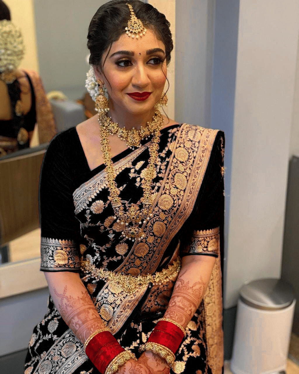     			THE PRIVATE LABLE Silk Printed Banarasi saree With Unstitched Blouse Piece ( Black )