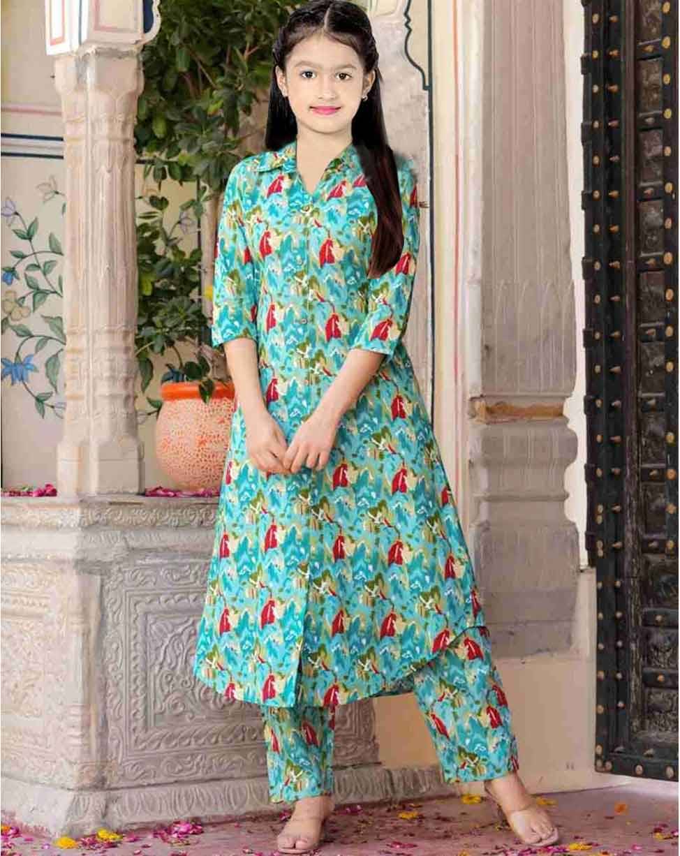 Various Vault Girls Cotton Blend Kurti with Pants ( Pack of 1 , Light Green ) Various Vault Girls Cotton Blend Kurti with Pants ( Pack of 1 , Light Green )