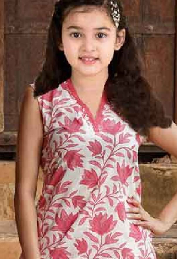 Various Vault Girls Cotton Blend Kurti with Churidar ( Pack of 1 , Light Pink ) Various Vault Girls Cotton Blend Kurti with Churidar ( Pack of 1 , Light Pink )