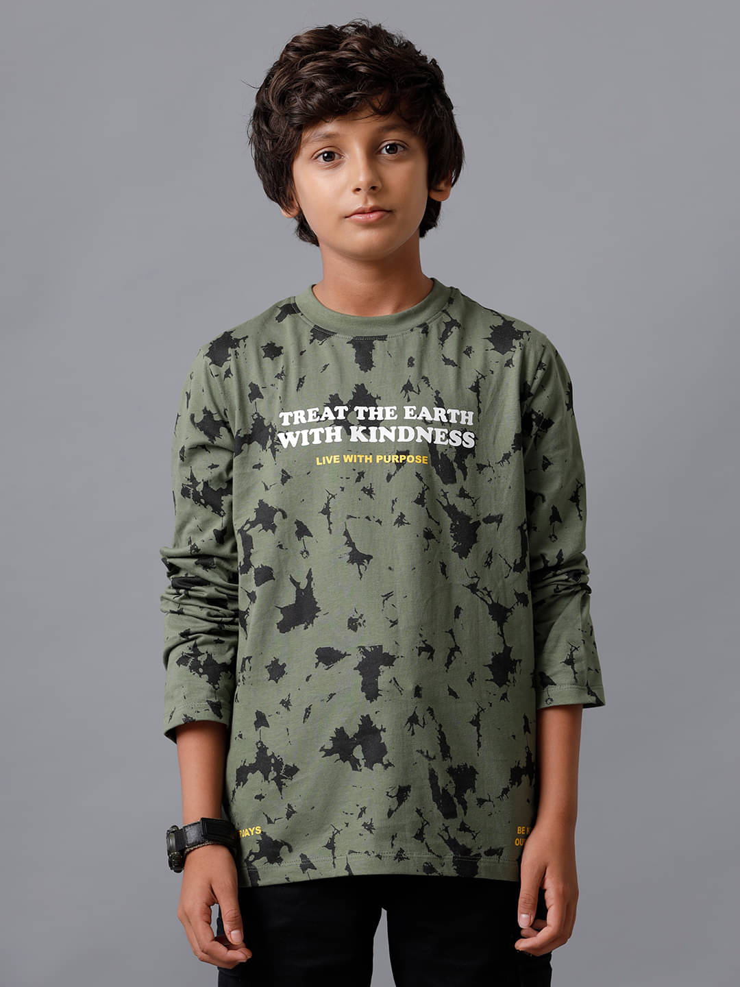     			Under Fourteen Only Pack of 1 boys cotton T-Shirt ( Green )