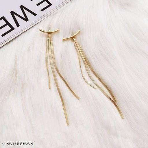     			Yugosmile Golden Tassel Earrings ( Pack of 1 )
