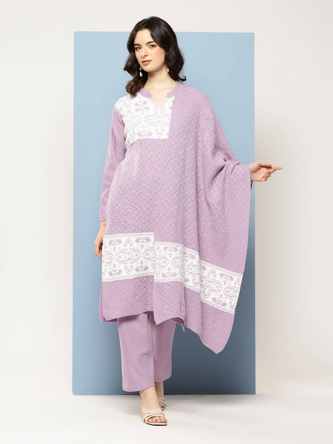     			Aarika Women Woollen Printed Straight Kurti With Pants ( Purple )