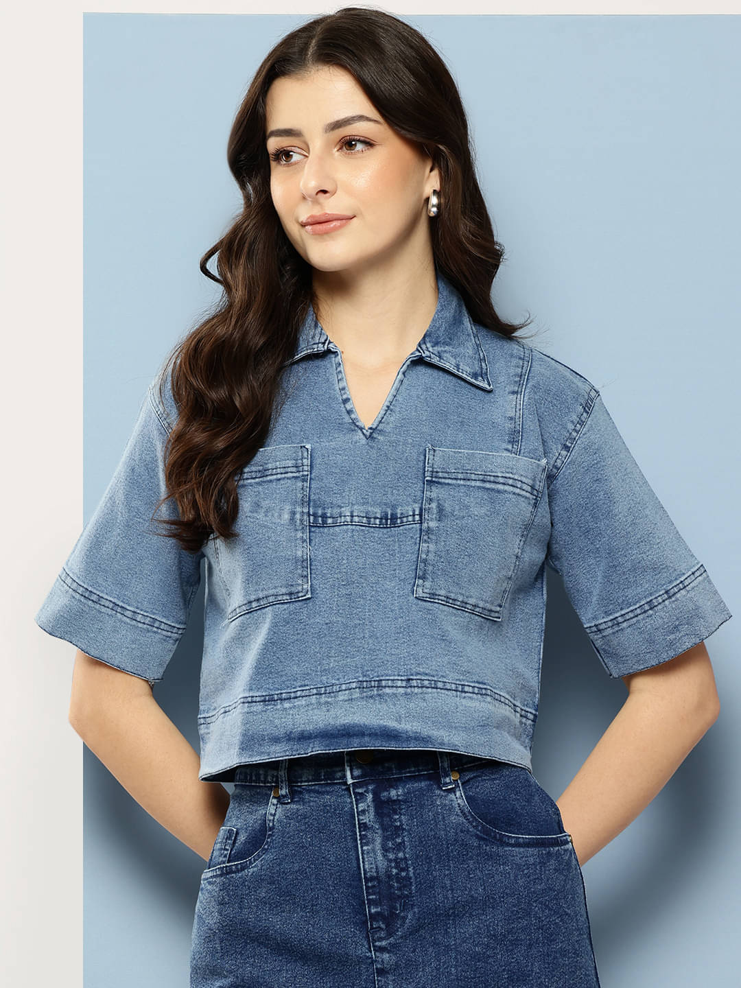 Aarika Women's Denim Regular Top ( Blue ) Aarika Women's Denim Regular Top ( Blue )