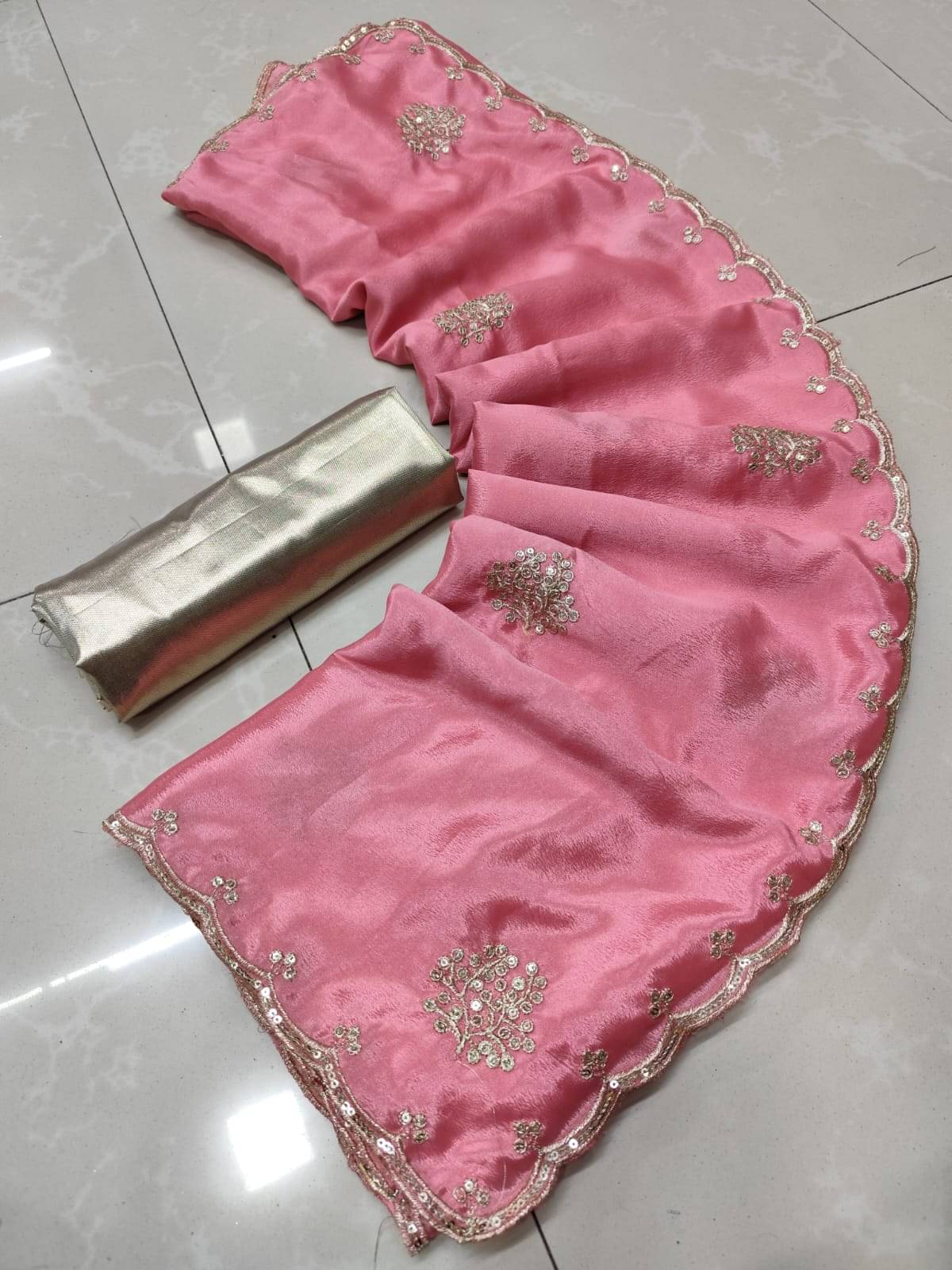 Avenue Creation Art Silk Embroidered Regular Saree With Unstitched Blouse Piece ( Pink ) Avenue Creation Art Silk Embroidered Regular Saree With Unstitched Blouse Piece ( Pink )