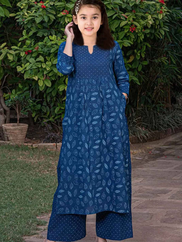     			Bholukart Girls Cotton Blend Kurti with Pants ( Pack of 1 , Blue )