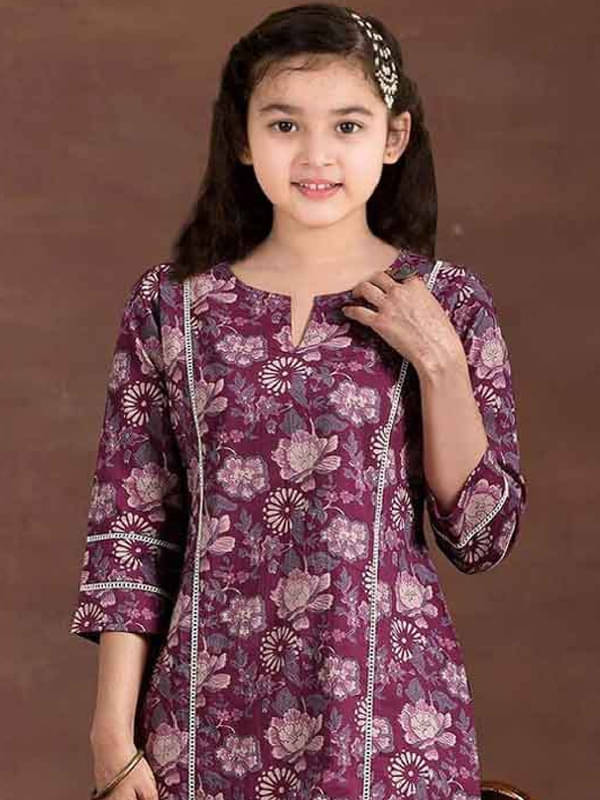     			Bholukart Girls Cotton Blend Kurti with Pants ( Pack of 1 , Wine )