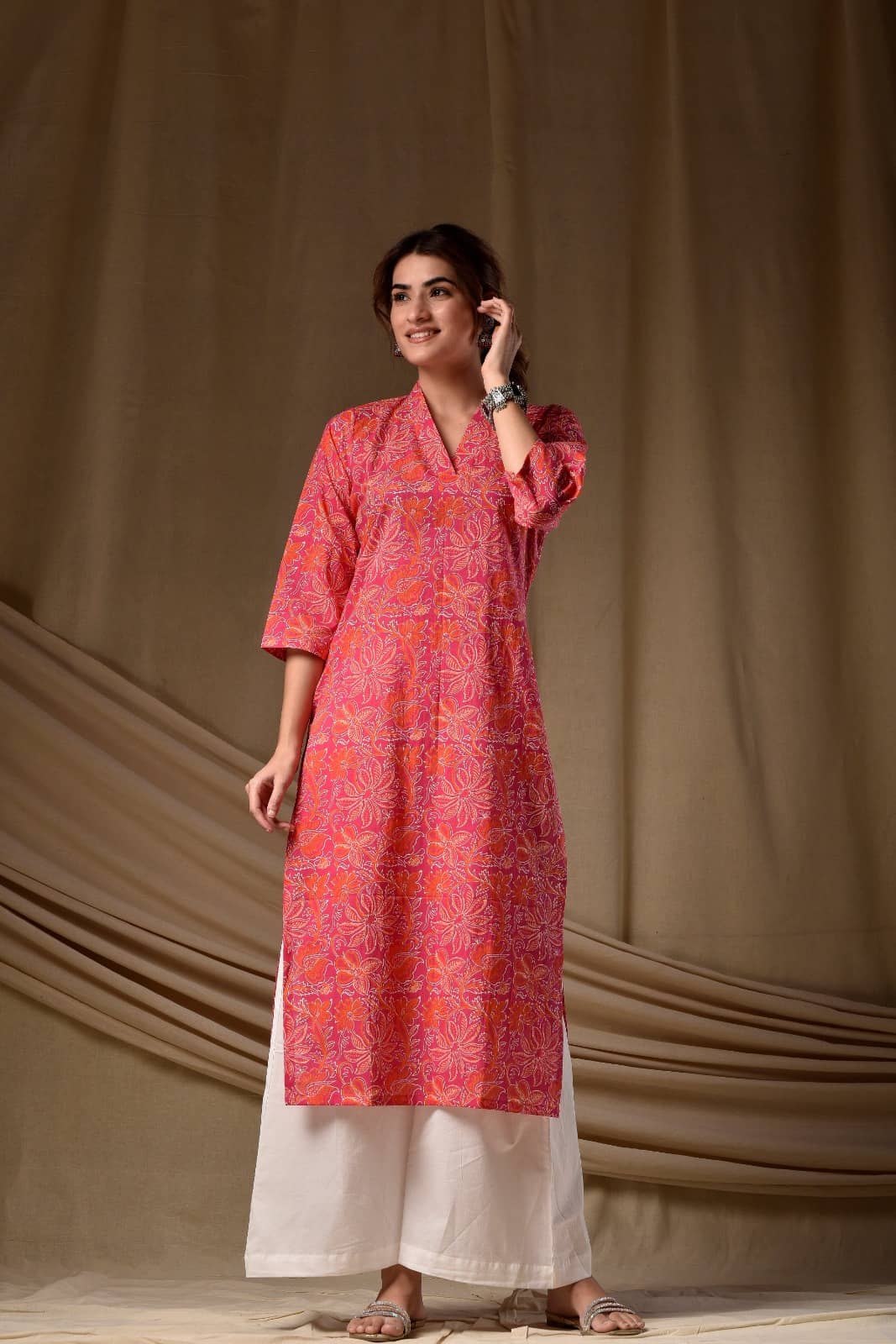 MAUKA Women Viscose Rayon Printed Straight Kurti ( Pink ) - Kurtis, Tunics | Buy online on ZillyBuy
