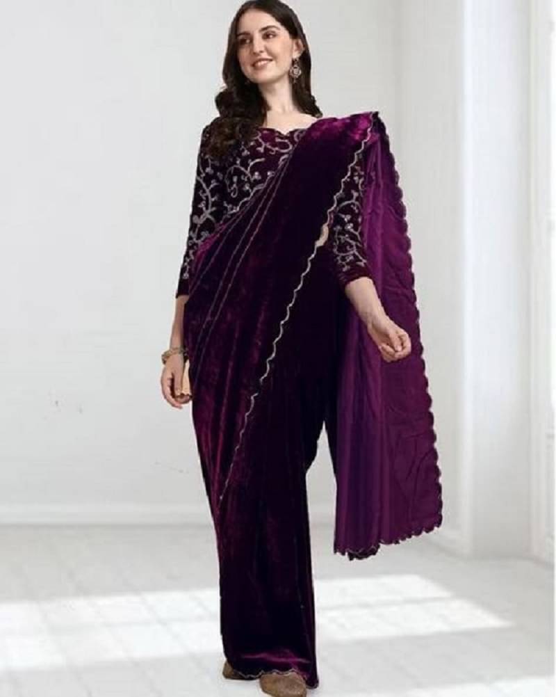     			PALKAANO Velvet Embroidered Regular Saree With Unstitched Blouse Piece ( Wine )