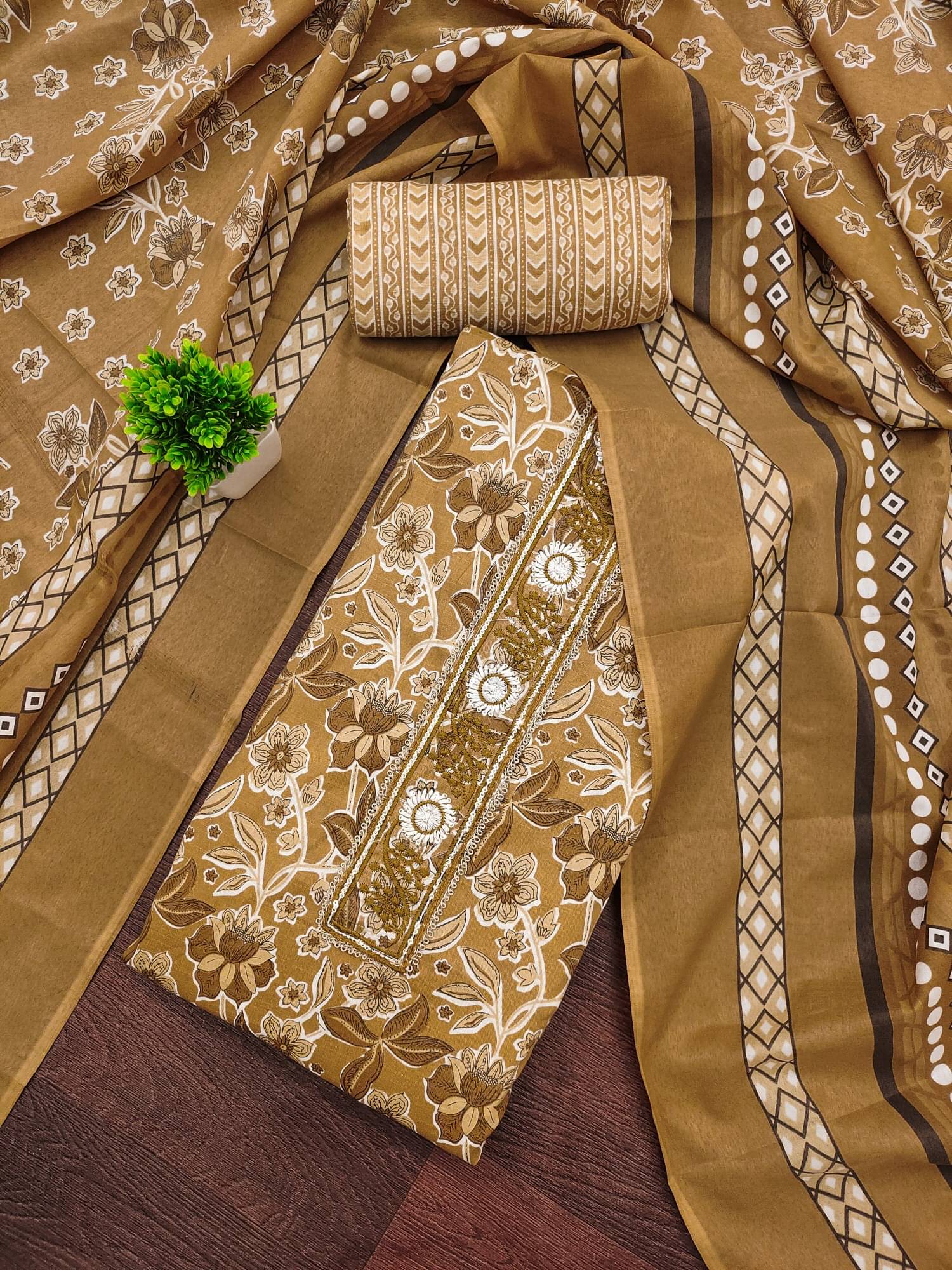    			PANZORA Women Cotton Blend Unstitched Dress Material ( Beige )