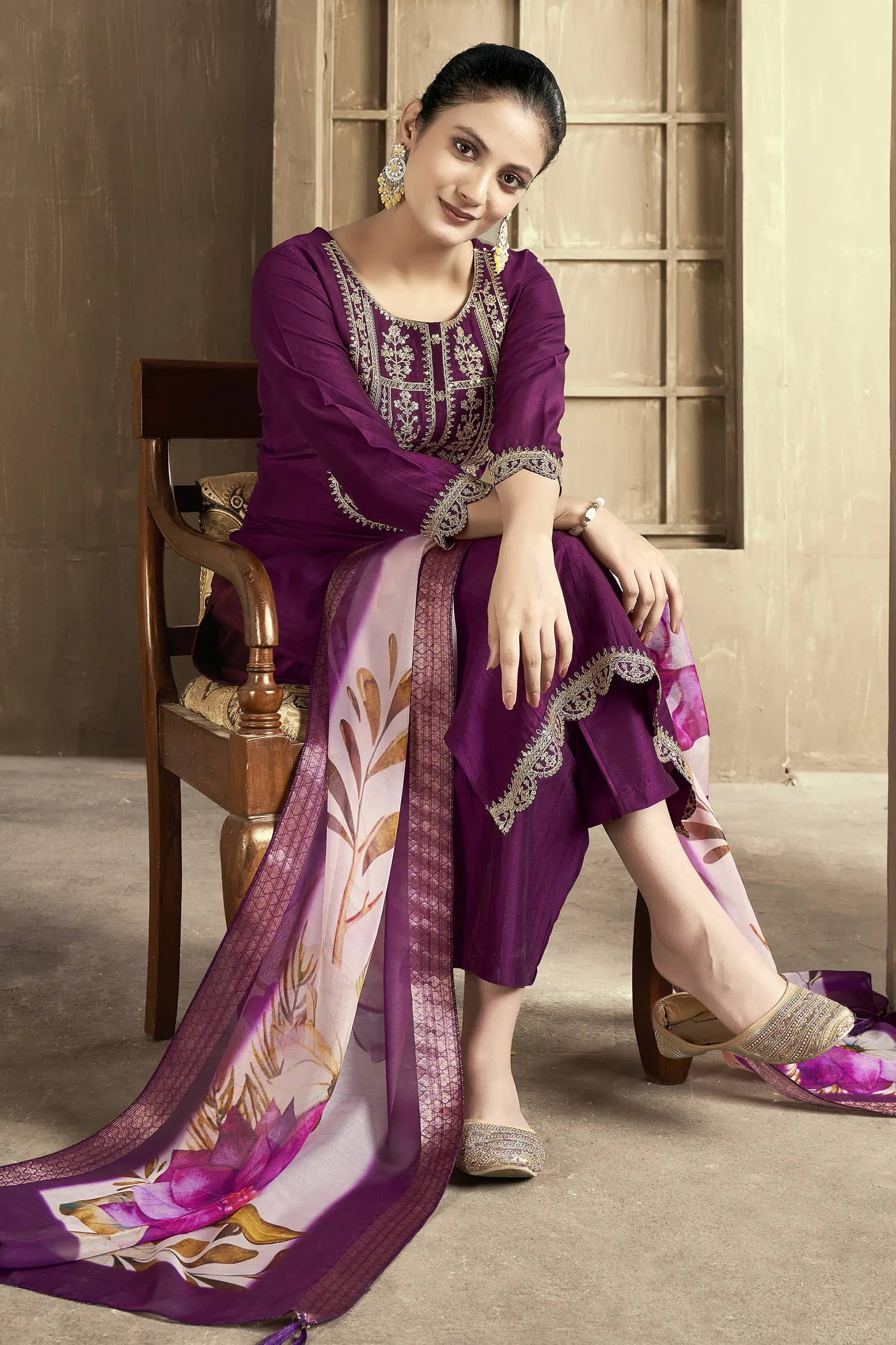 PATBRO Women Rayon Embroidered Straight Kurti With Pants ( Teal )