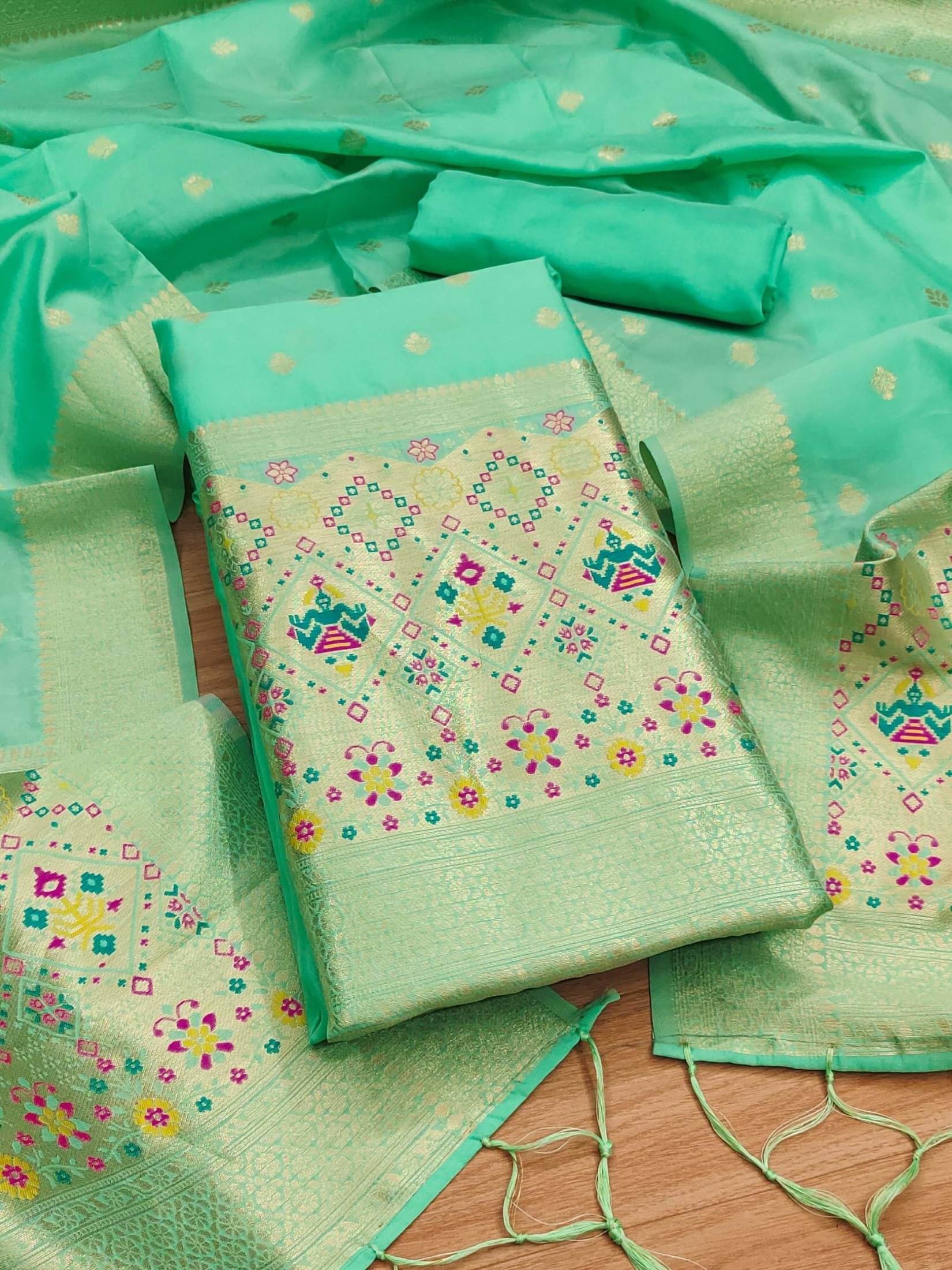     			Panbai sarees Women Banarasi Unstitched Dress Material ( Sea Green )