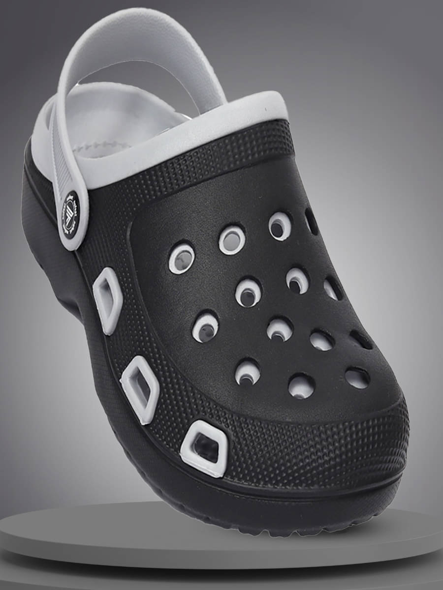     			Qrite - Grey Men's Clogs