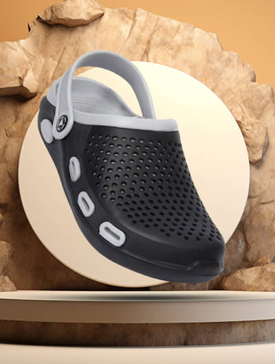     			Qrite - Grey Men's Clogs