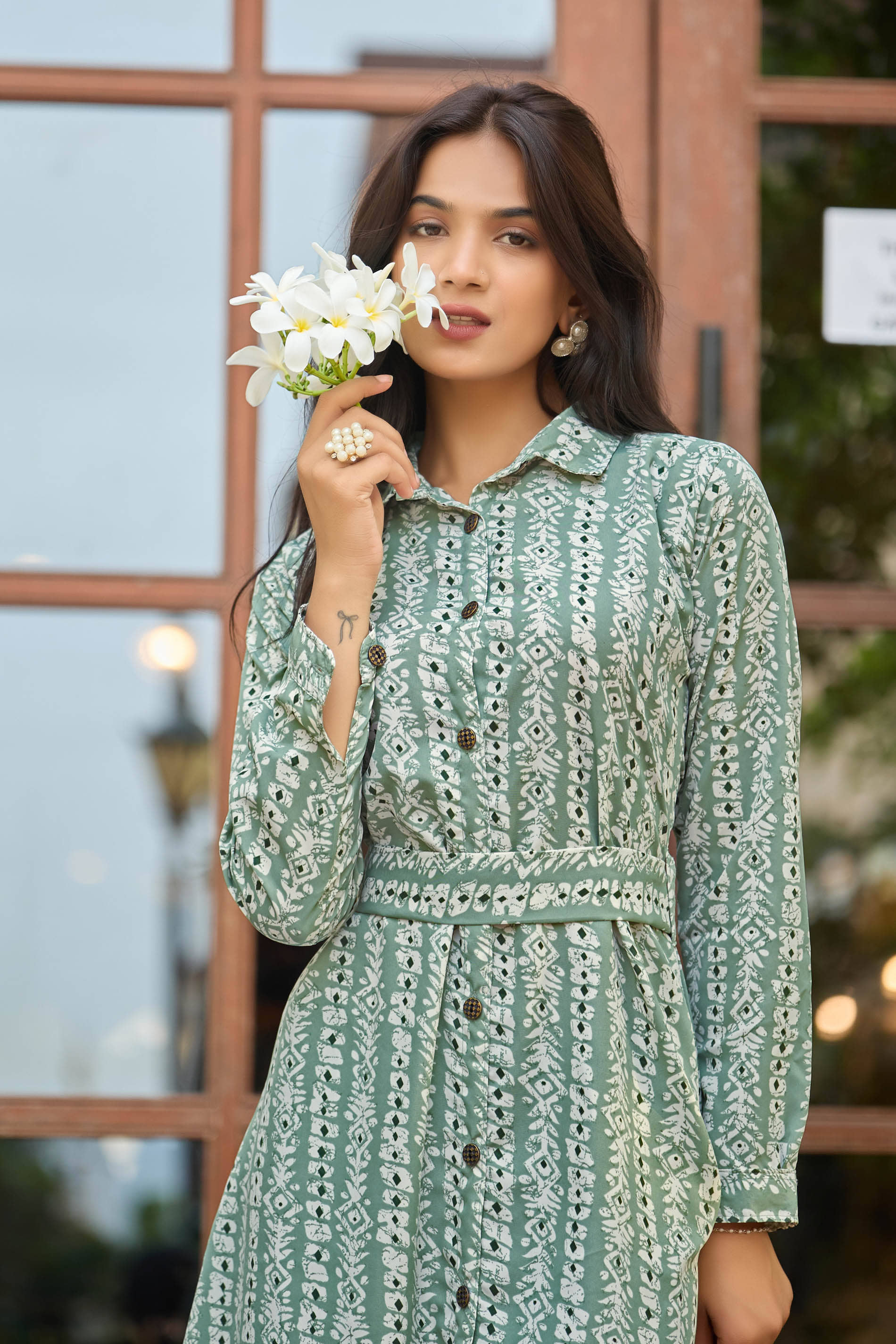 SARINKU Women Crepe Self Design Ethnic Dress ( Green )