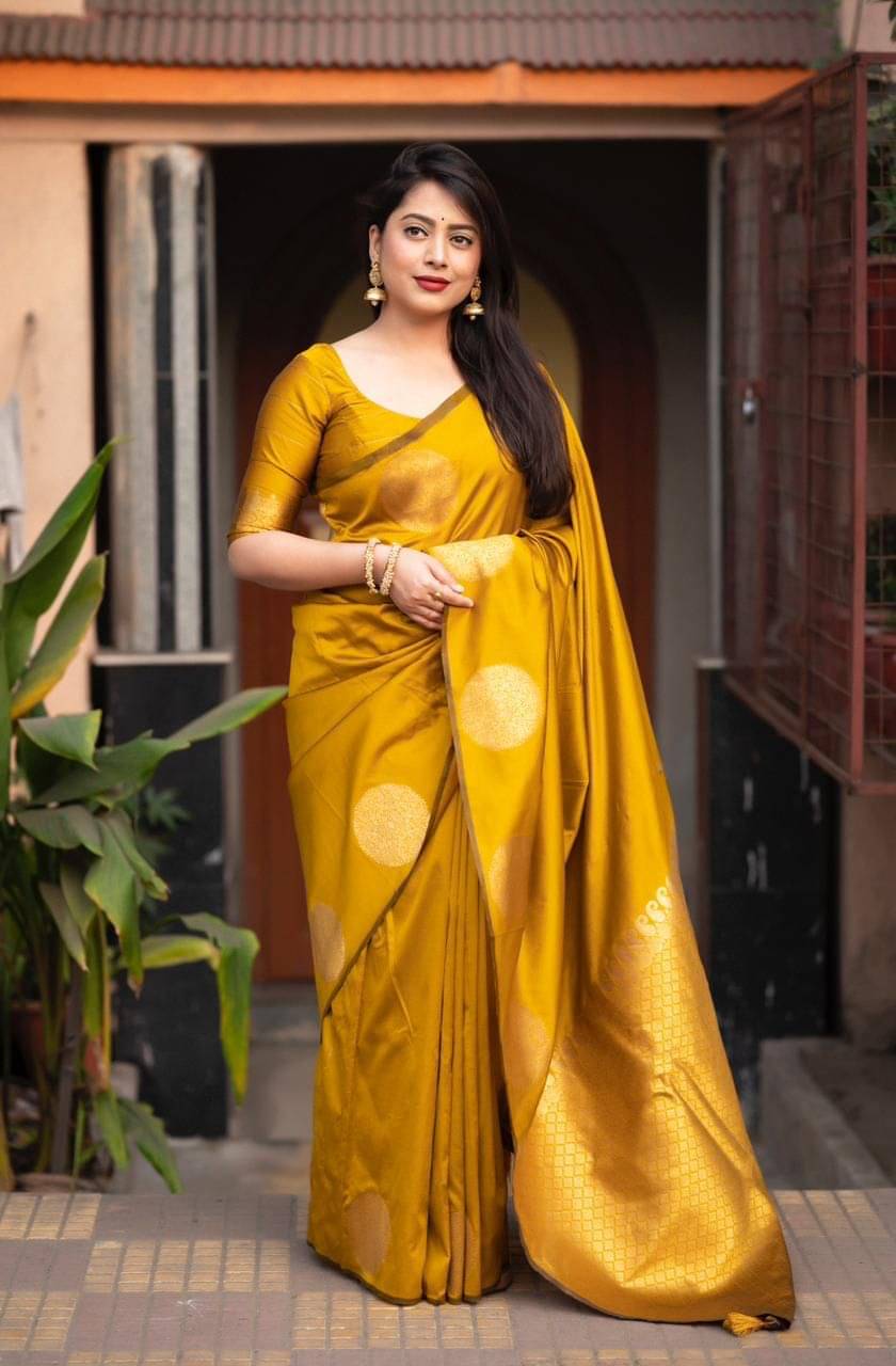 THE PRIVATE LABLE Silk Blend Printed Banarasi saree With Unstitched Blouse Piece ( Yellow ) THE PRIVATE LABLE Silk Blend Printed Banarasi saree With Unstitched Blouse Piece ( Yellow )