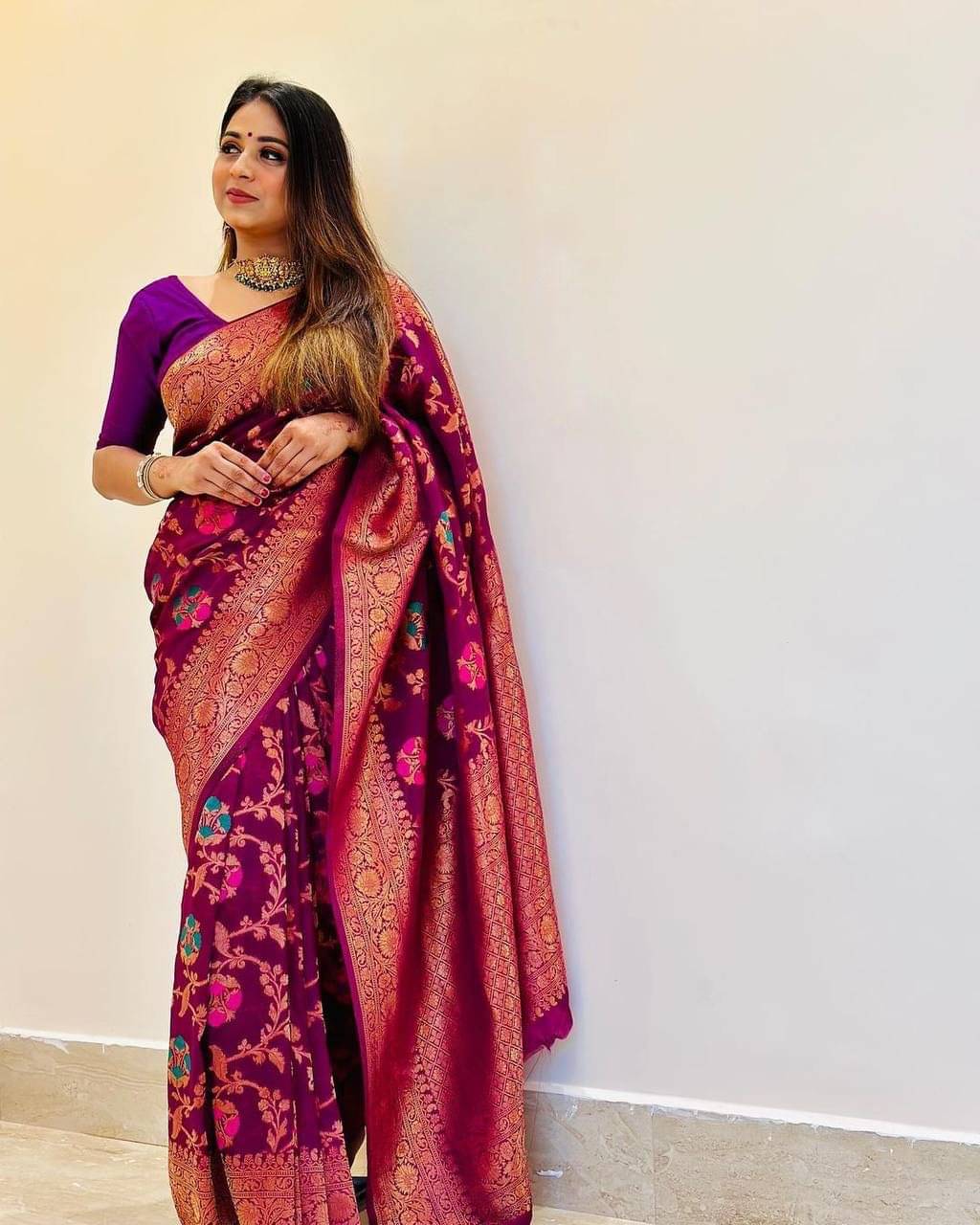    			THE PRIVATE LABLE Silk Blend Printed Banarasi saree With Unstitched Blouse Piece ( Peach )