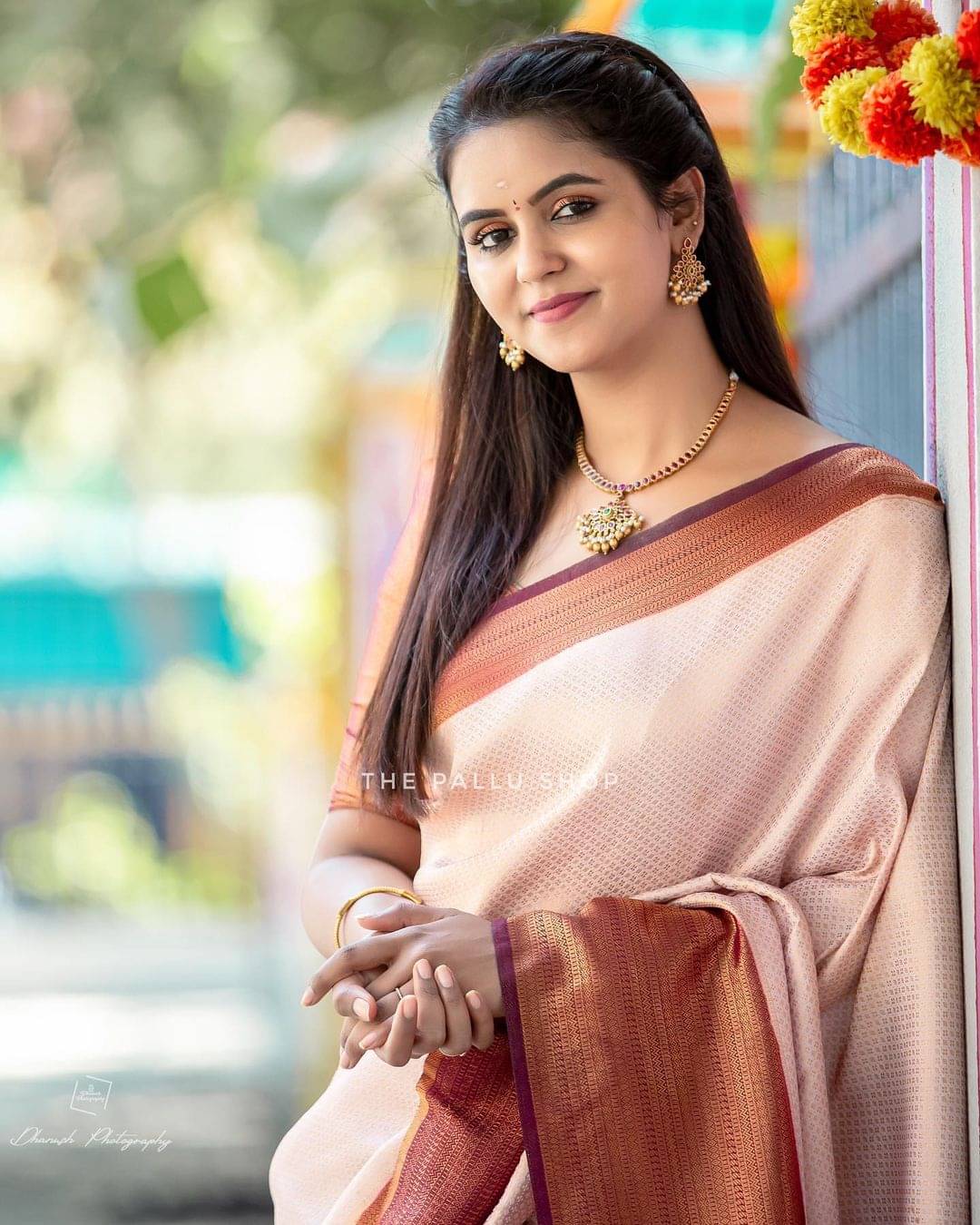     			THE PRIVATE LABLE Silk Blend Printed Banarasi saree With Unstitched Blouse Piece ( Multicolor )