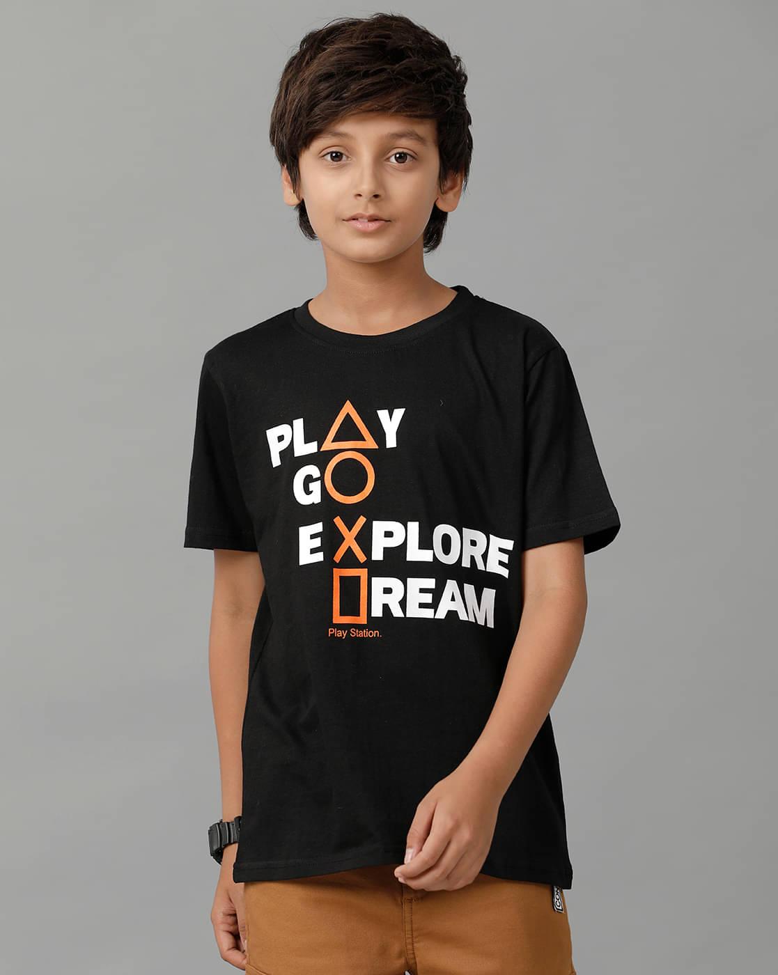     			Under Fourteen Only Pack of 1 Boys Cotton T-Shirt ( Black )