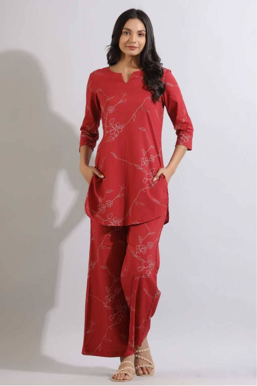     			Aurelia Trend Women Printed Top With Palazzos Co-Ord Set ( Red )