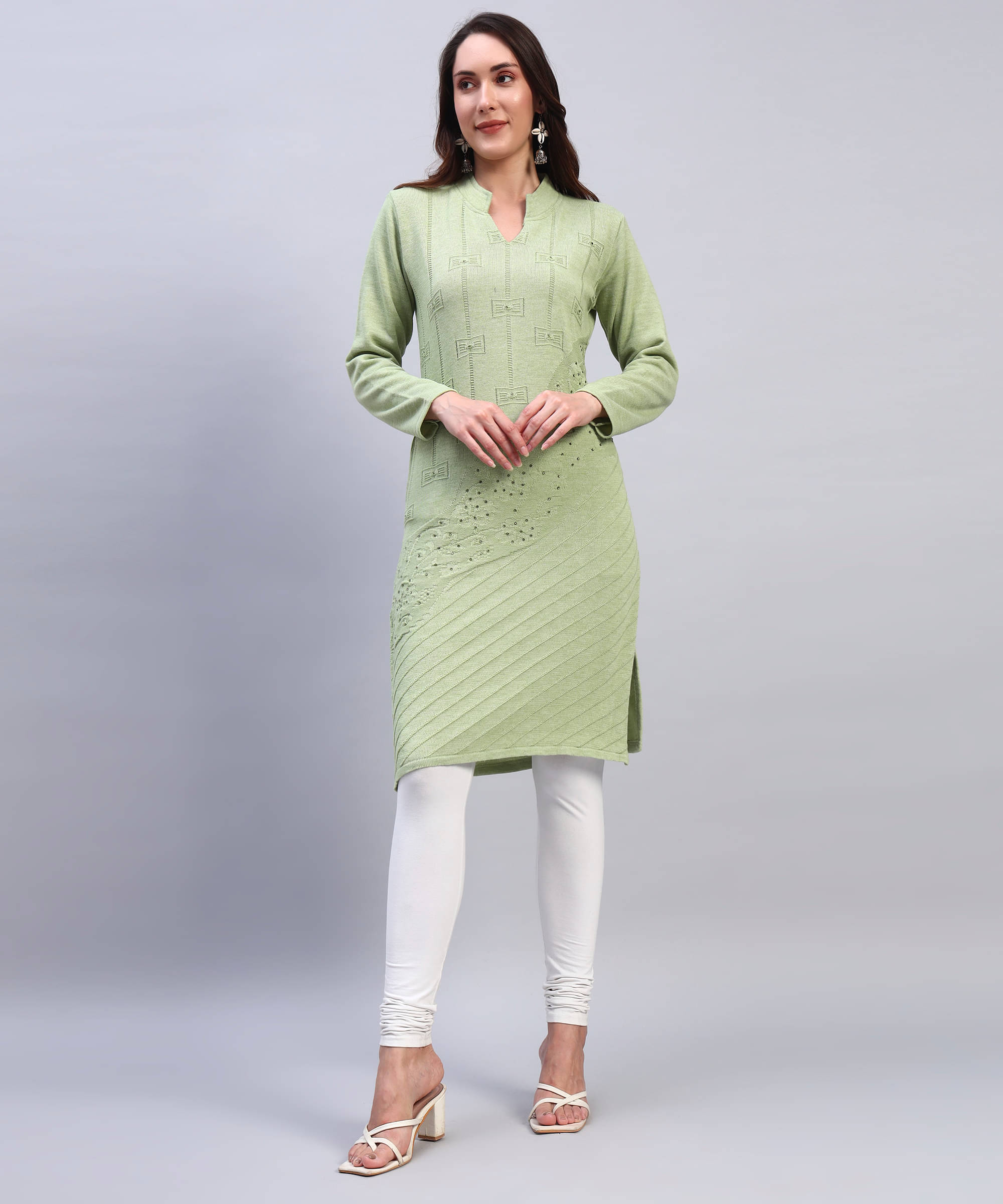     			BRAYLES Women Woollen Self Design Straight Kurti ( Green )