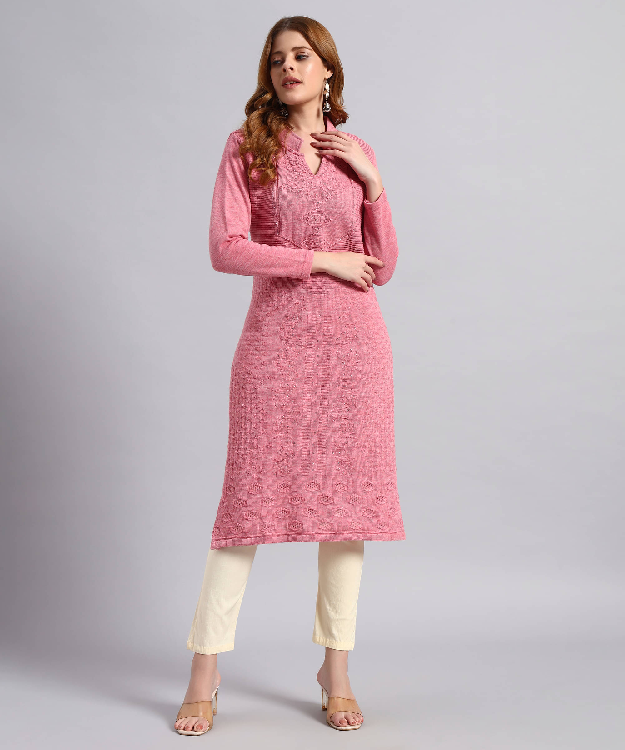     			DUCOHIVE Women Woollen Self Design Straight Kurti ( Pink )