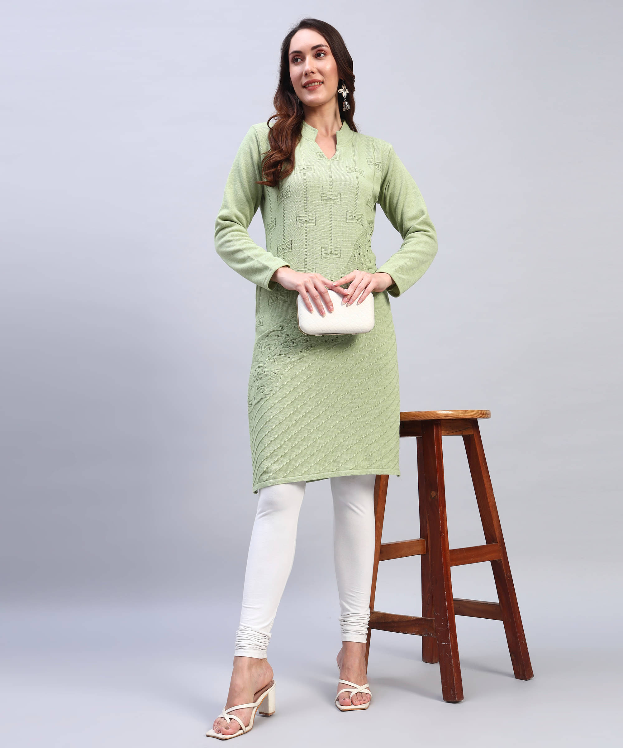     			DUCOHIVE Women Woollen Self Design Straight Kurti ( Green )