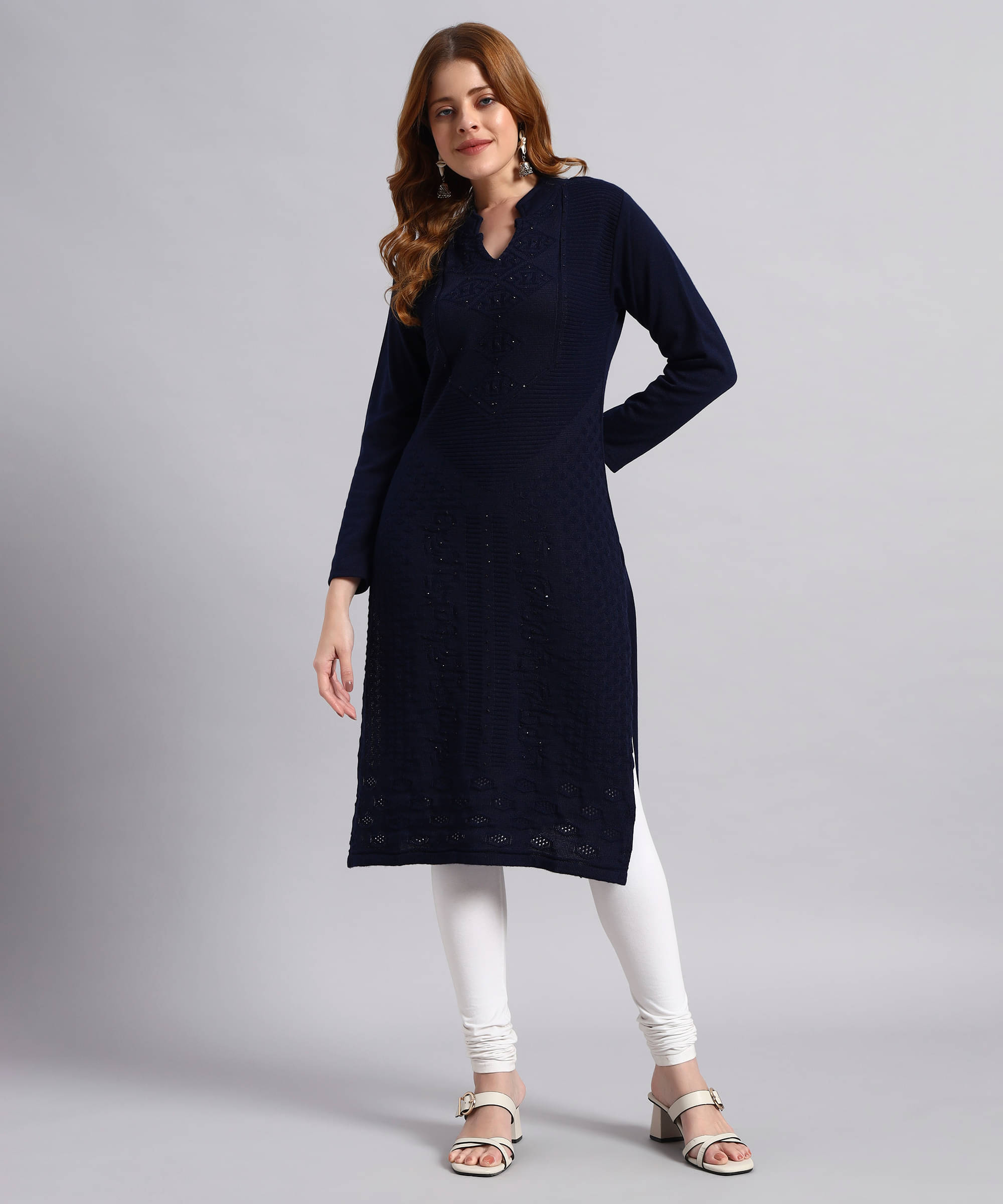     			DUCOHIVE Women Woollen Self Design Straight Kurti ( Navy )