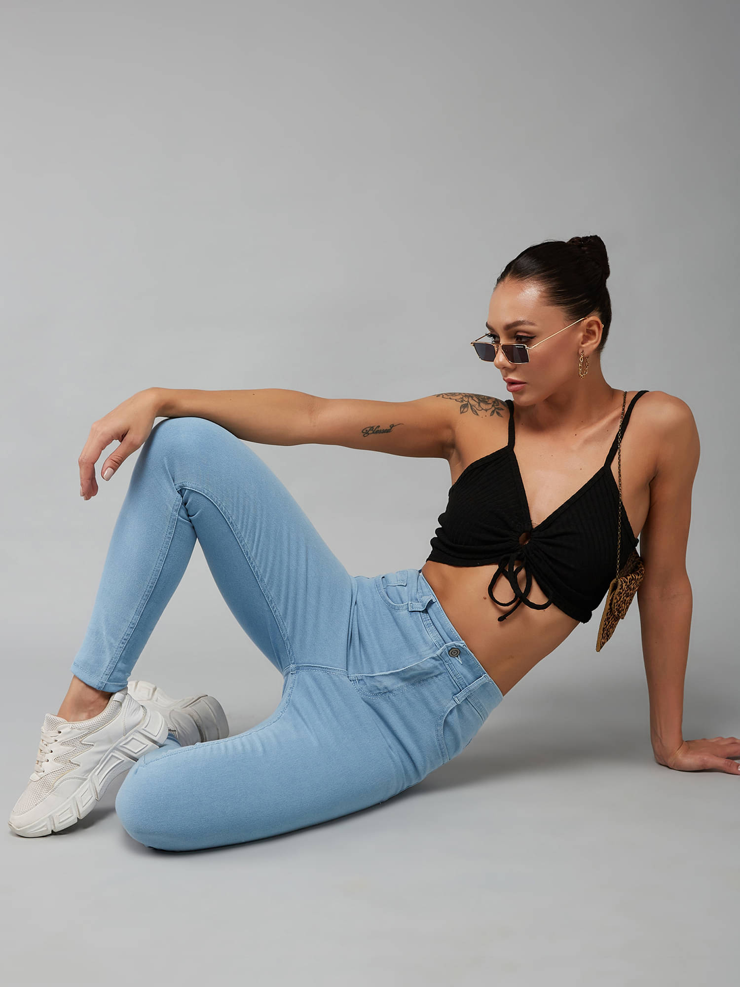     			Dolce Crudo Women's Skinny Fit High-Rise Jeans ( Light Blue )