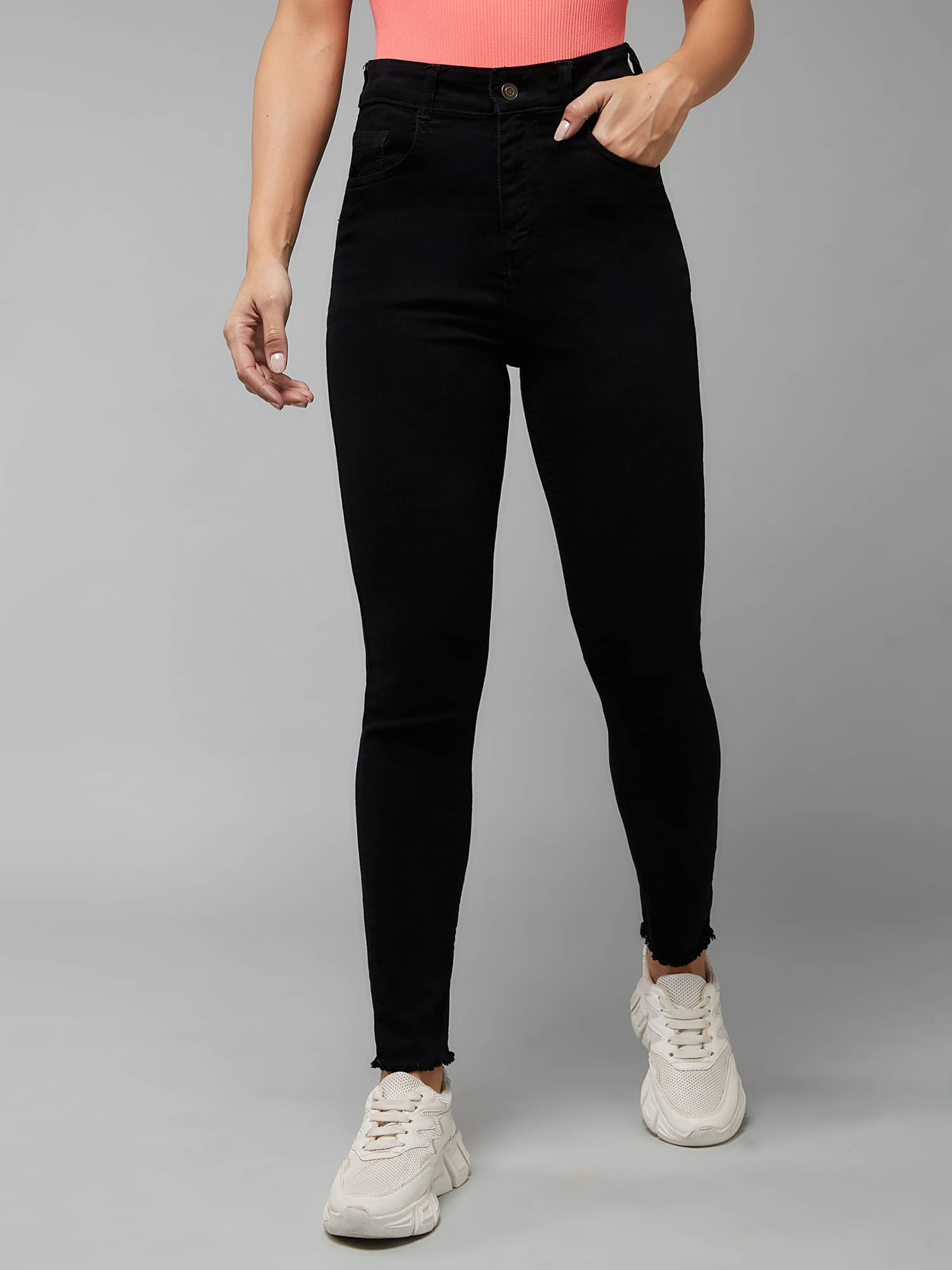     			Dolce Crudo Women's Skinny Fit High-Rise Jeans ( Black )