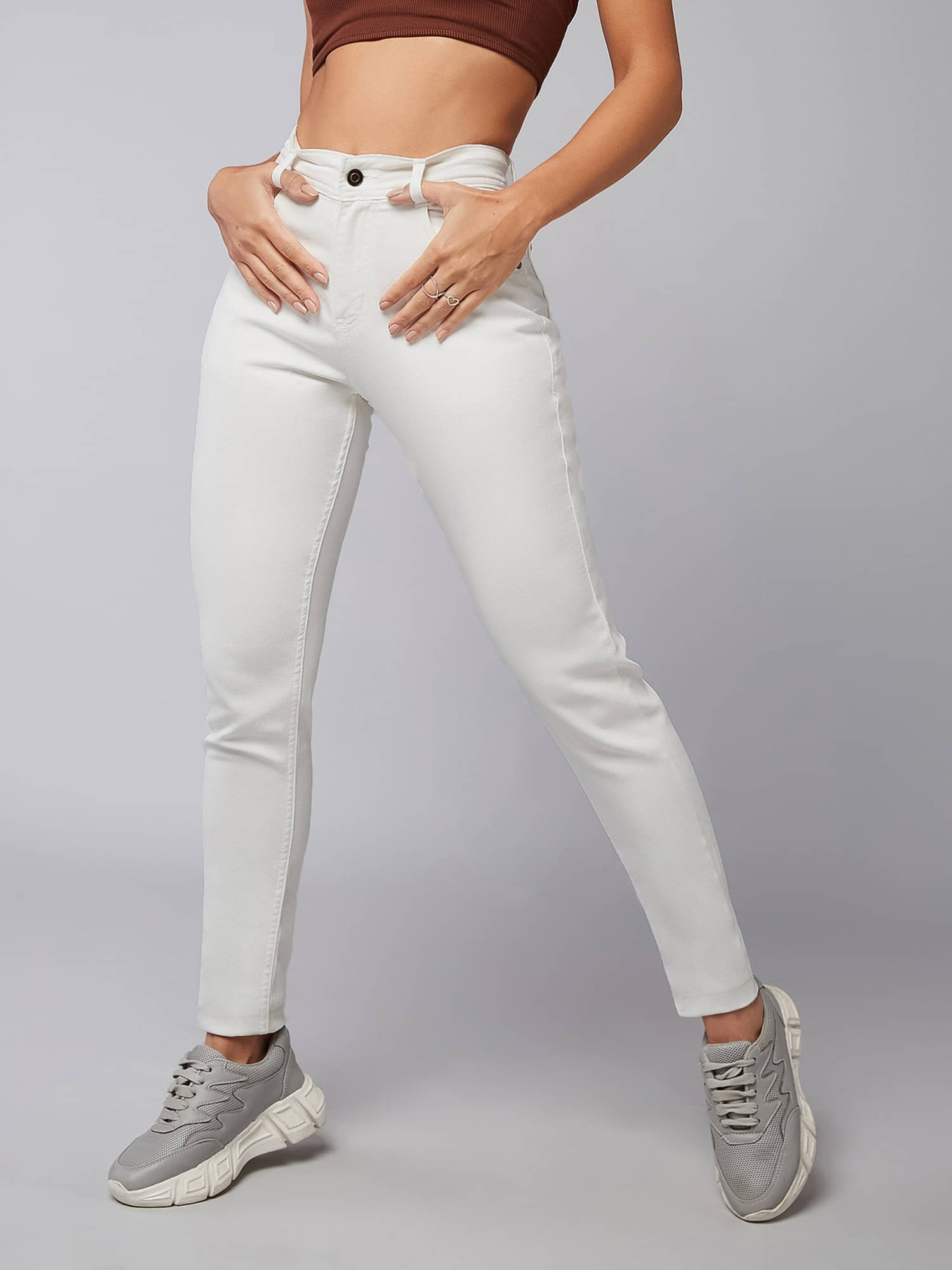     			Dolce Crudo Women's Skinny Fit Mid-Rise Jeans ( White )