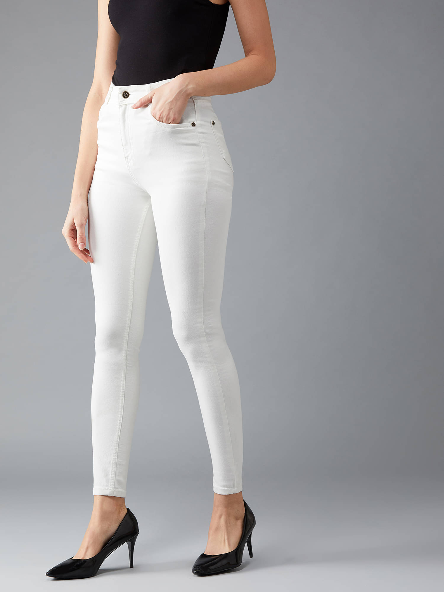    			Dolce Crudo Women's Skinny Fit High-Rise Jeans ( White )