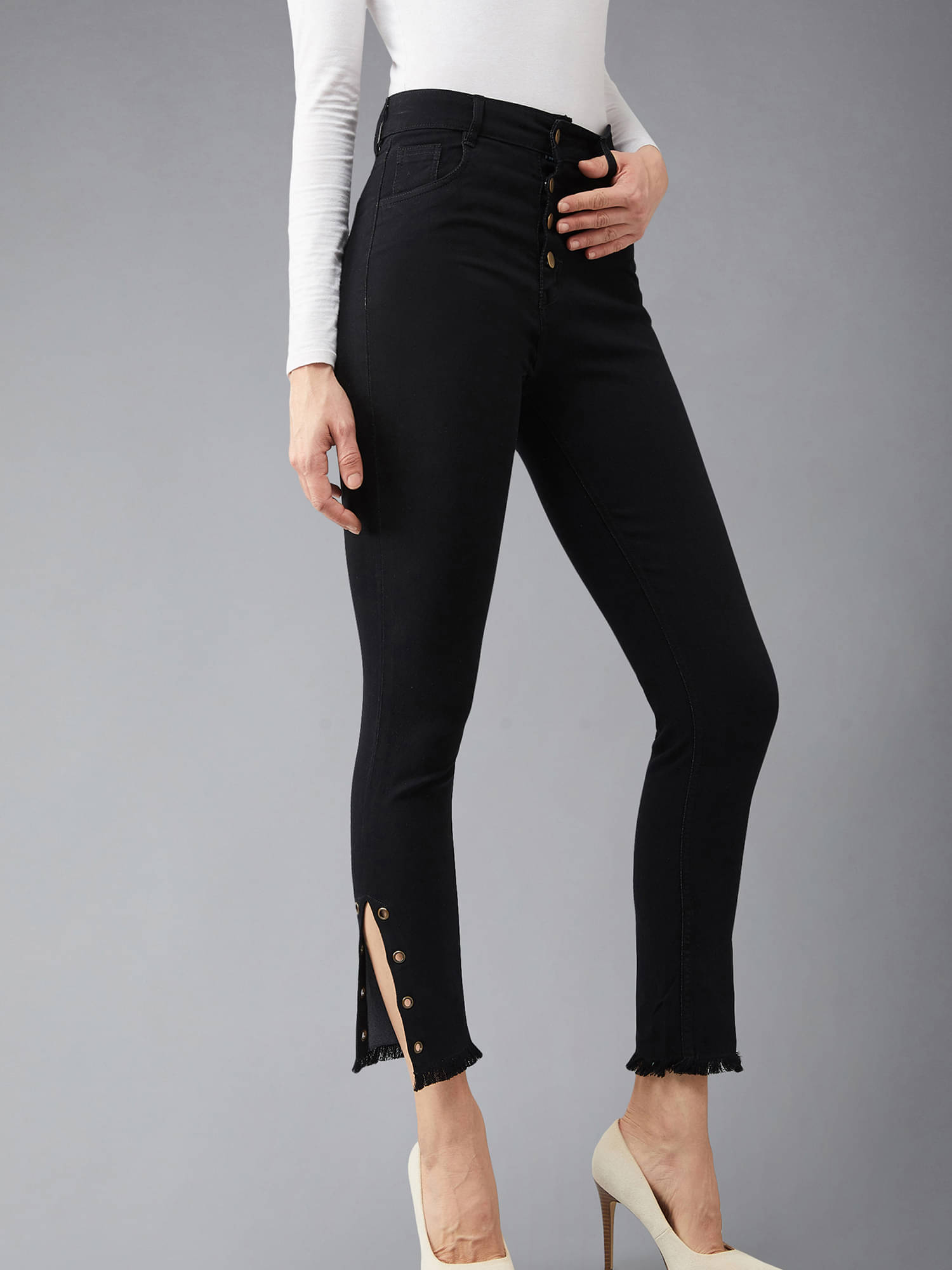     			Dolce Crudo Women's Skinny Fit High-Rise Jeans ( Black )