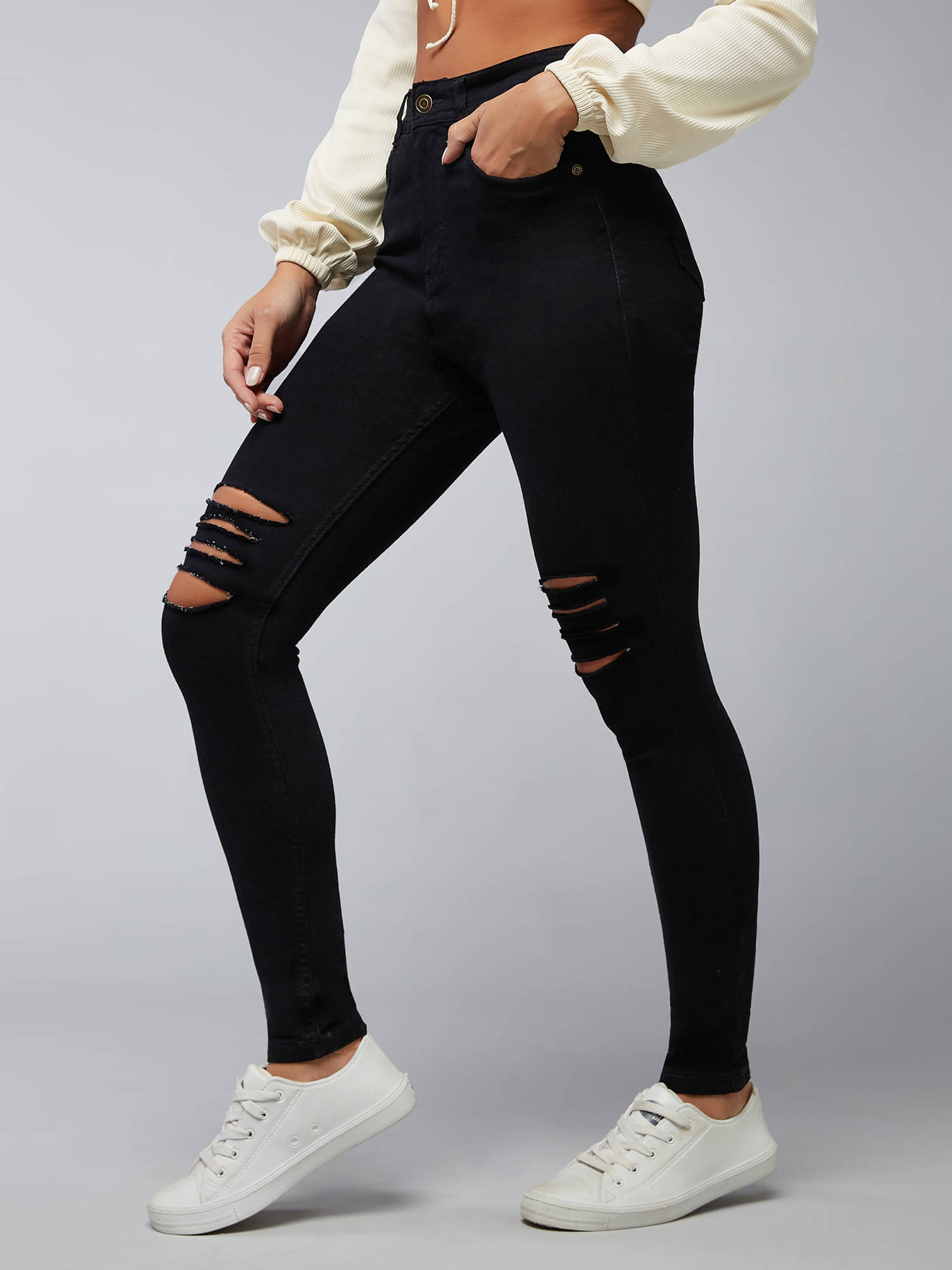     			Dolce Crudo Women's Slim Fit High-Rise Jeans ( Black )